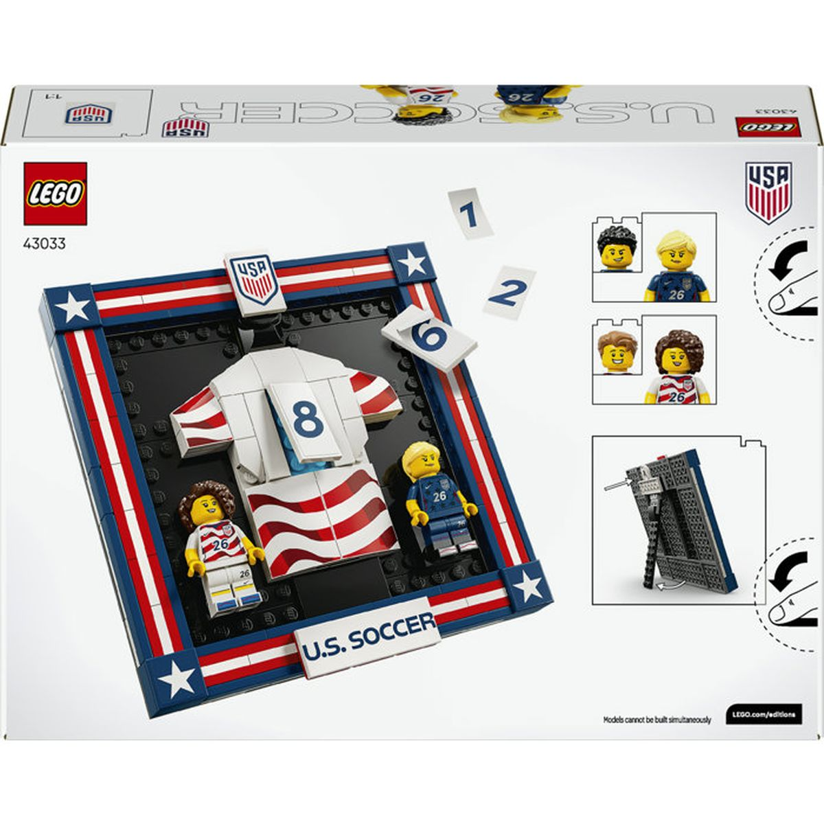 Set calcetto LEGO USA con maglia, minifigure e numeri.