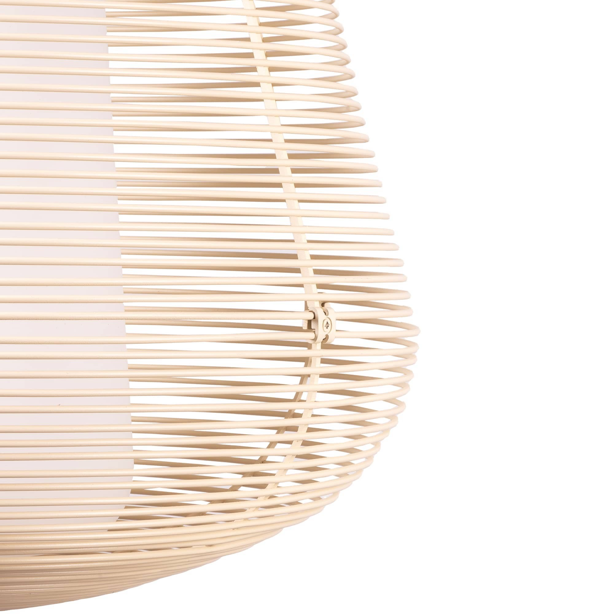Paralume beige a forma di cesto di fasce orizzontali con inserto bianco.