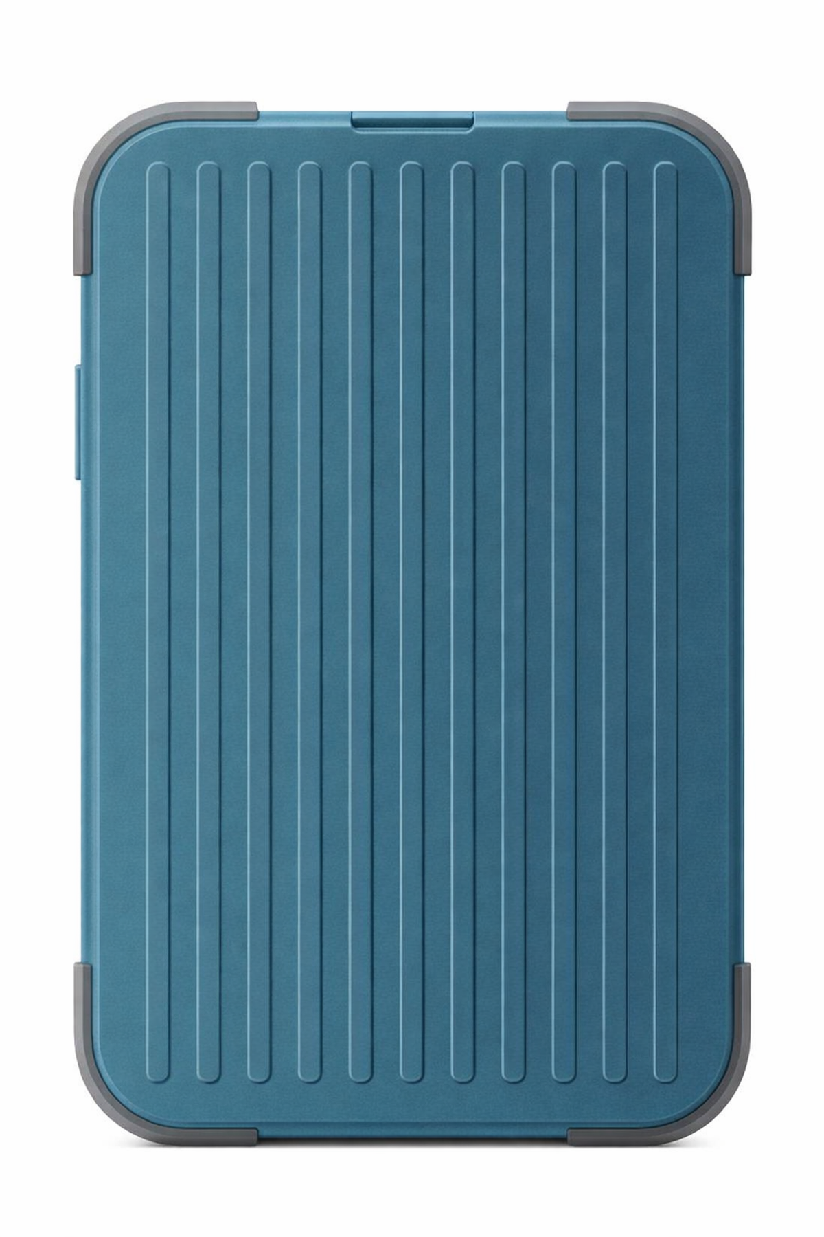 Funda azul para tableta con estrías verticales y esquinas grises.