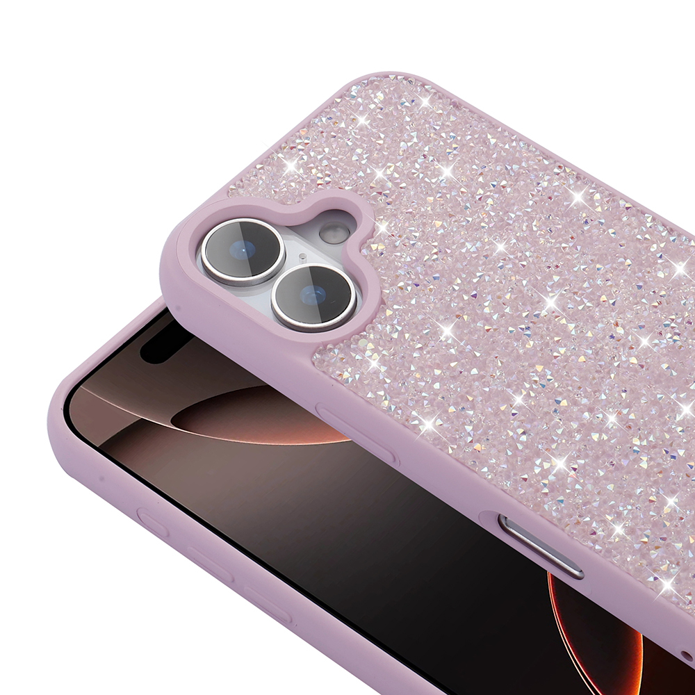 Telefondaki iki kameraya sahip parlak, açık pembe iPhone kılıfı.
