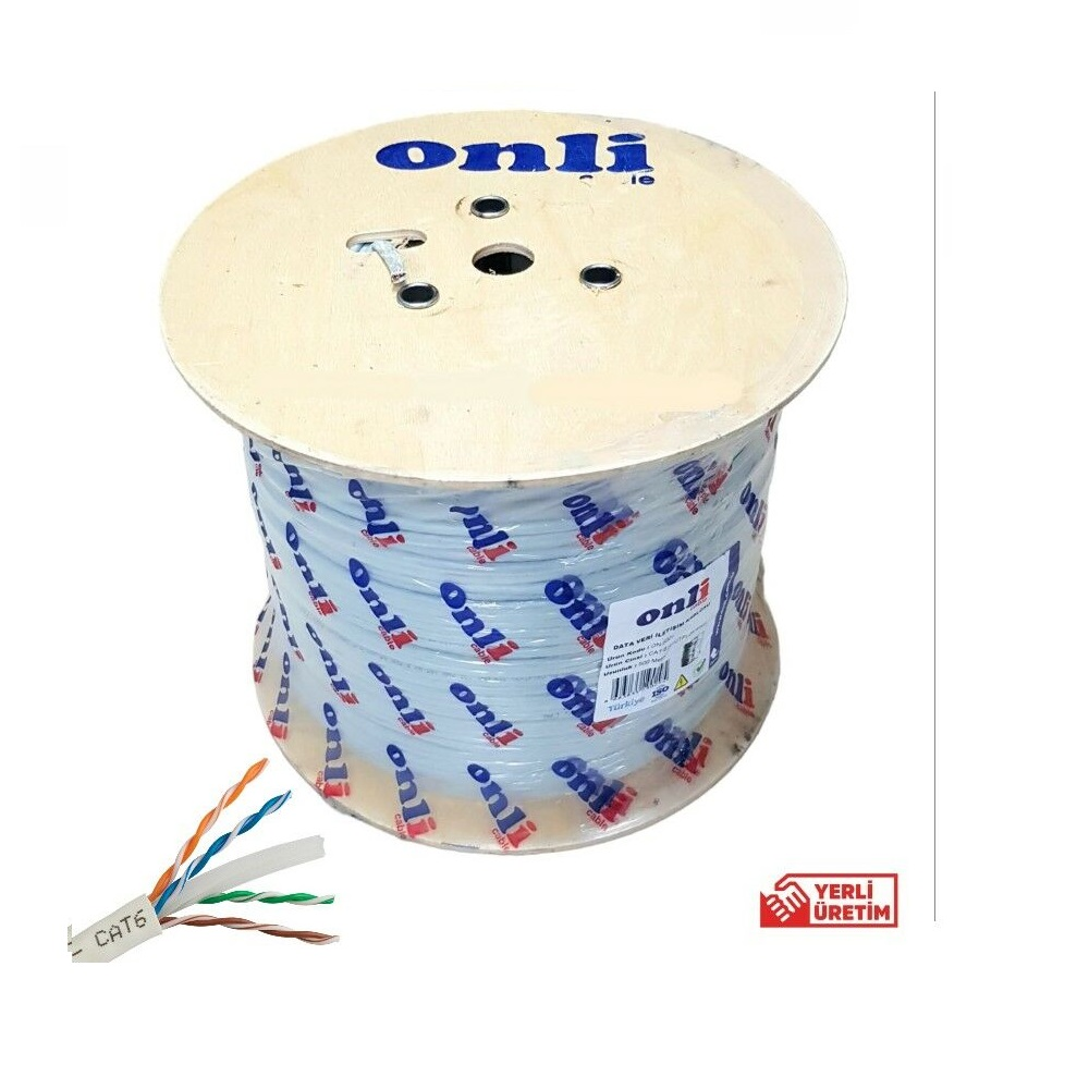 Mavi 'onli' markalı beyaz CAT6 veri kablosu büyük makarası. Küçük bir tel bölümü görünür.