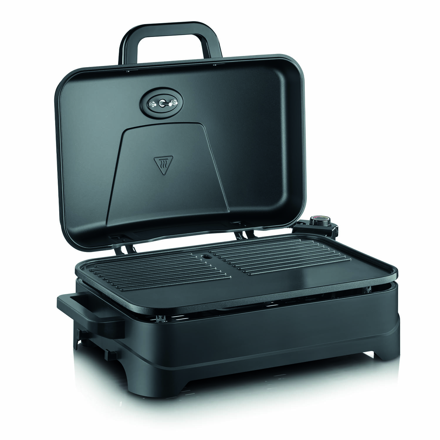 Ein offener, schwarzer Tischgrill mit gerippter Grillplatte und Griffen.