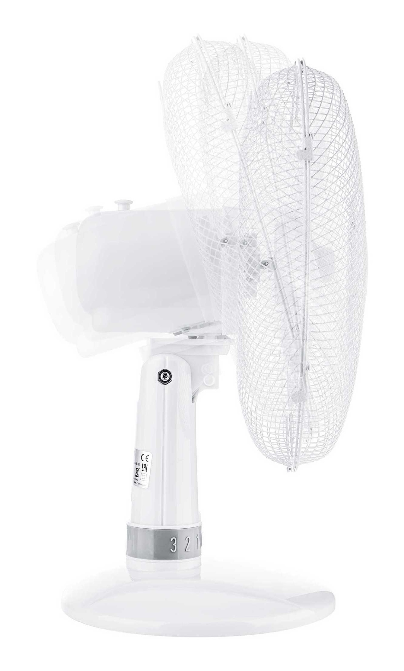 Un ventilateur sur pied blanc avec trois vitesses et une tête grillagée.
