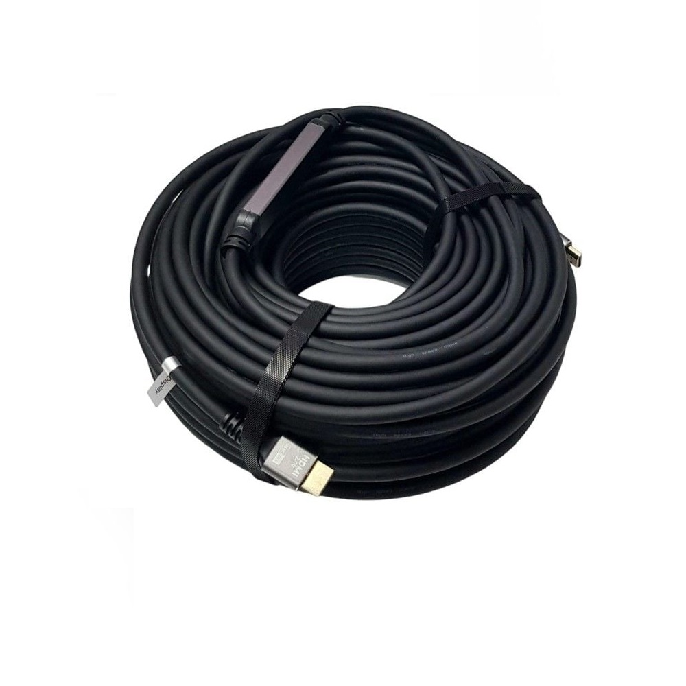 Altın kaplama konektörlü, iki siyah kayışla sarılmış siyah HDMI kablosu.