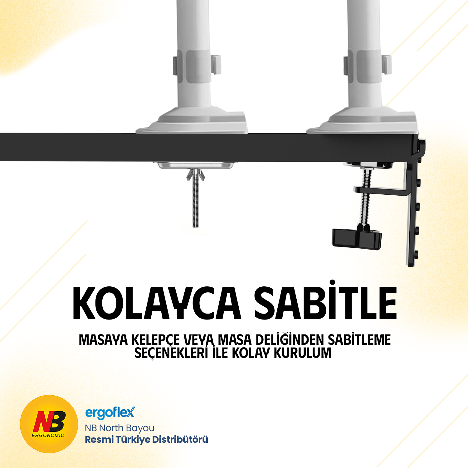 İki beyaz monitör kolu siyah masaya kelepçelenmiştir. Kolay kurulum.