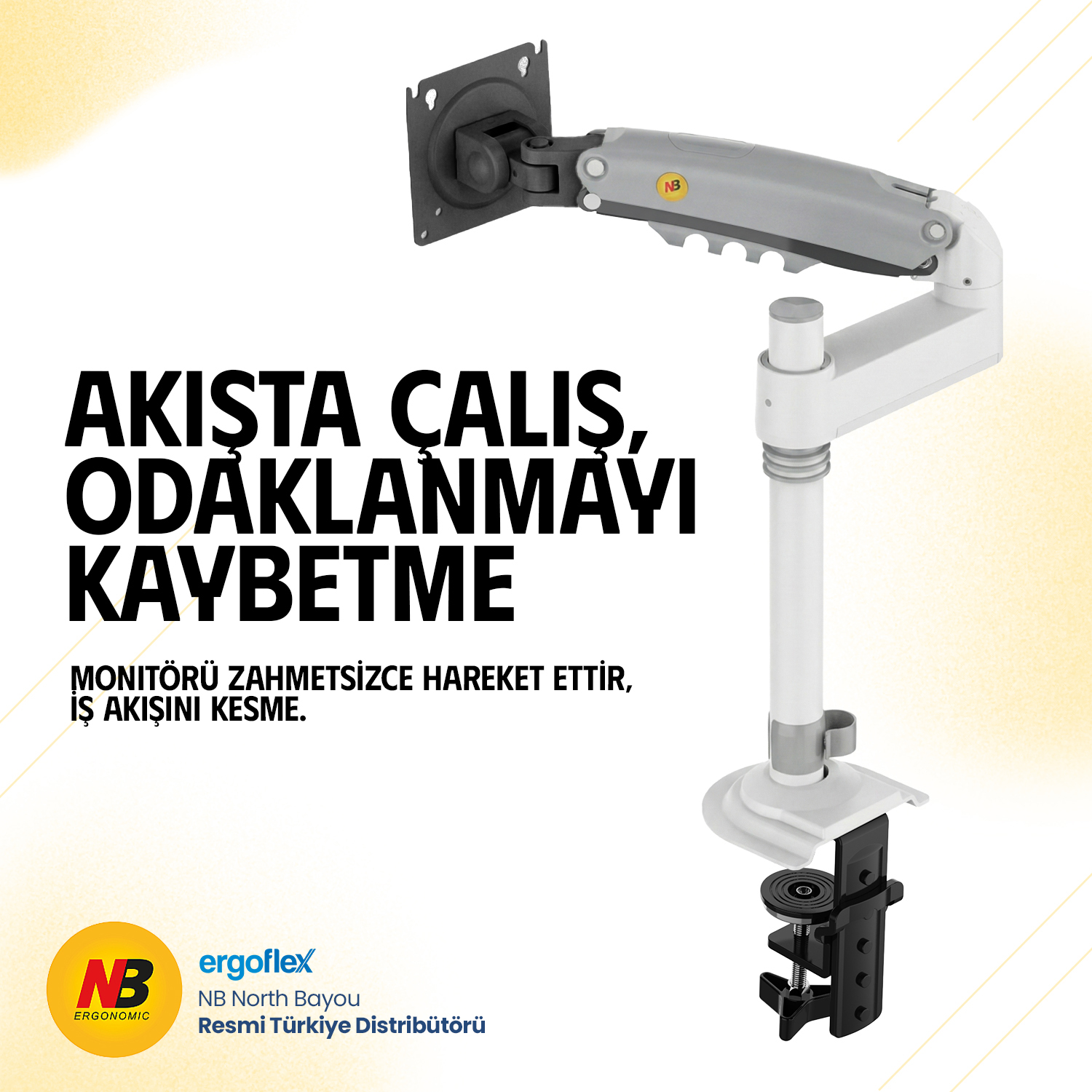 Açık renkli arka plan üzerinde siyah kelepçeli beyaz ve gri monitör kolu.