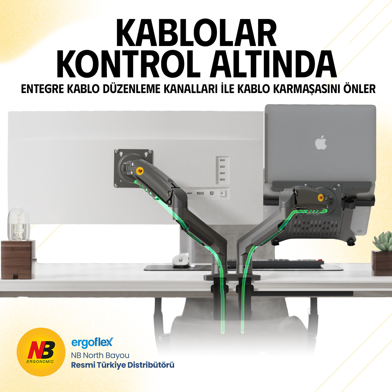 Çift monitörlü, dizüstü bilgisayarlı ve kablo yönetim kollu masa. Sol altta logo.