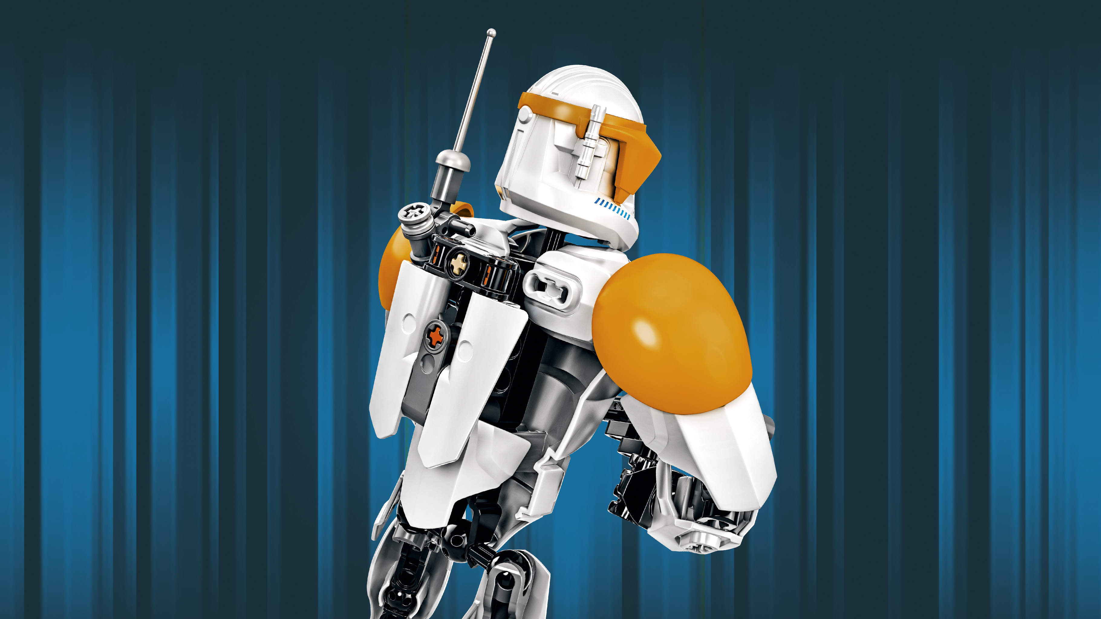 Robot bianco e arancione con antenna su sfondo blu a righe.