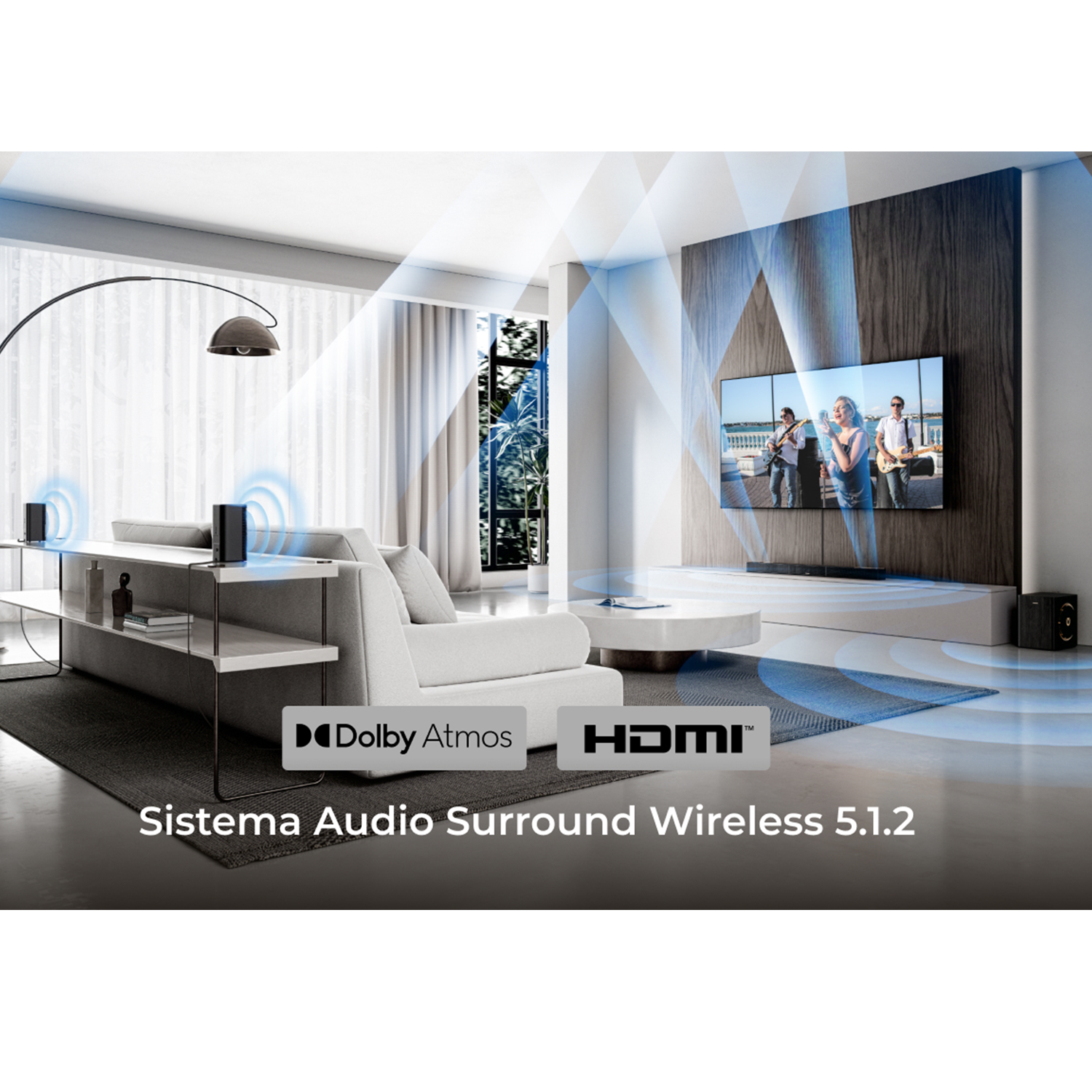 Soggiorno moderno con altoparlanti etichettati Dolby Atmos e HDMI che emettono onde sonore.