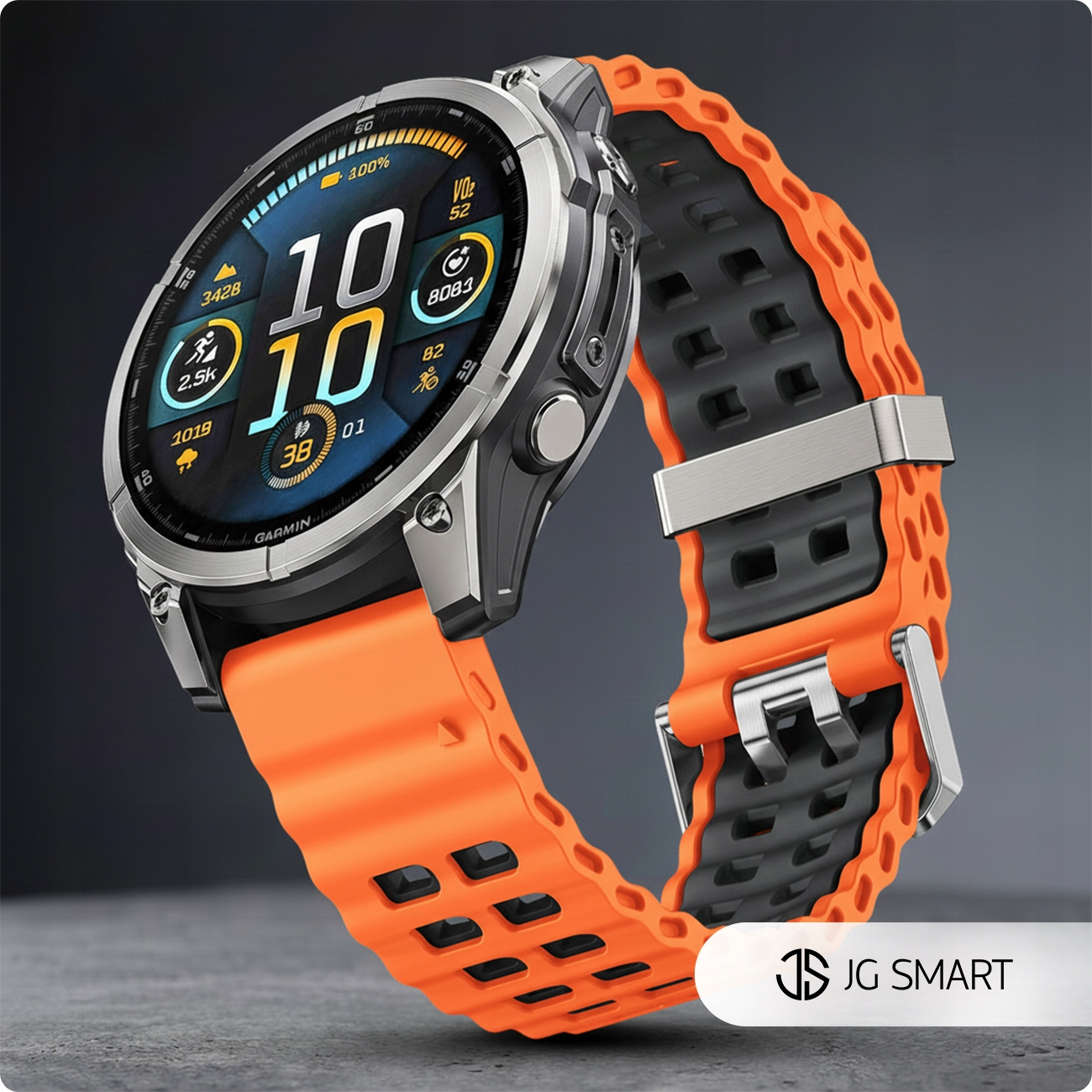 Szary smartwatch z pomarańczowym paskiem i cyfrowym wyświetlaczem.
