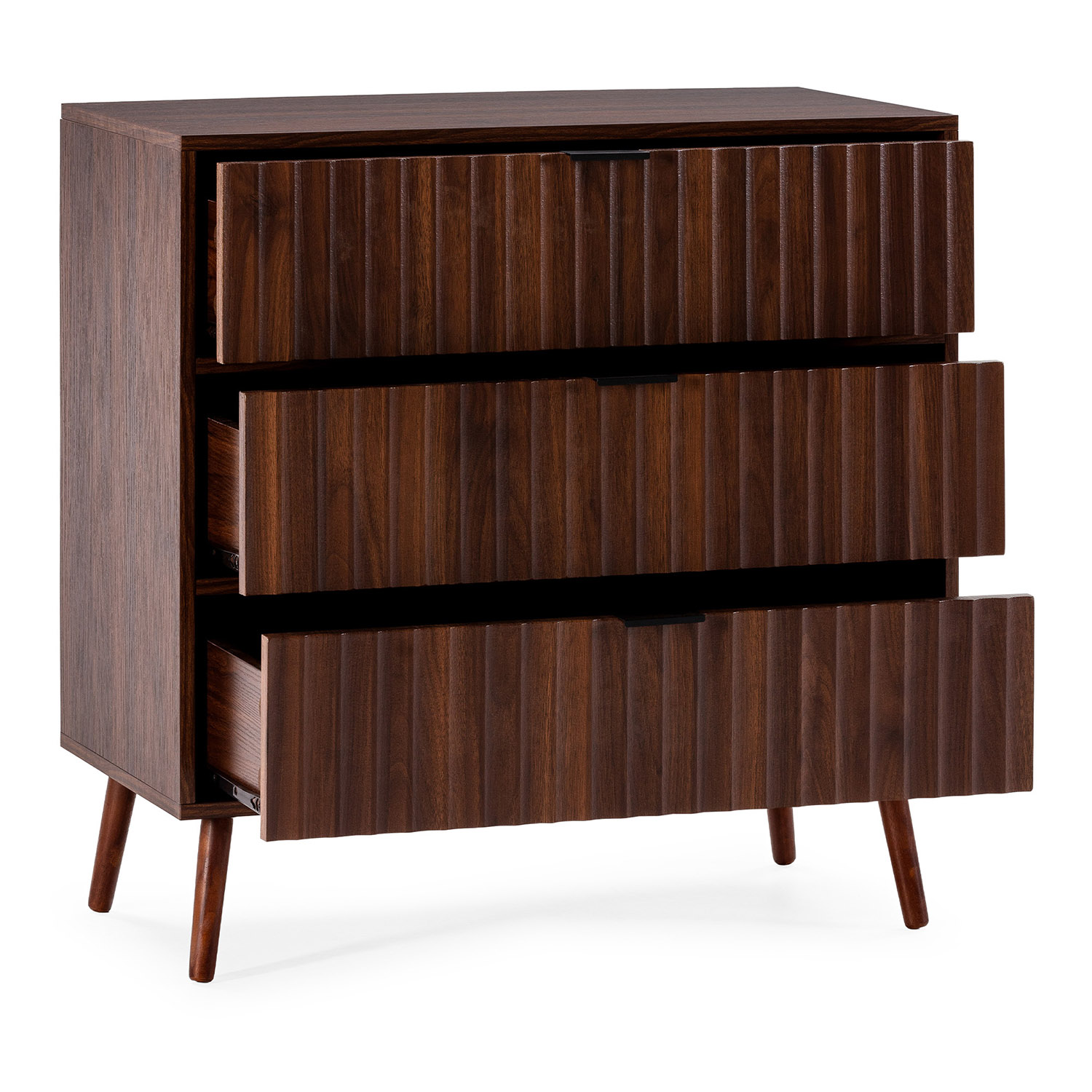 Una cómoda de madera con tres cajones, dos de ellos ligeramente abiertos, revelando sus oscuros interiores. La cómoda tiene un rico veteado de madera marrón oscuro y se apoya sobre cuatro patas cónicas.