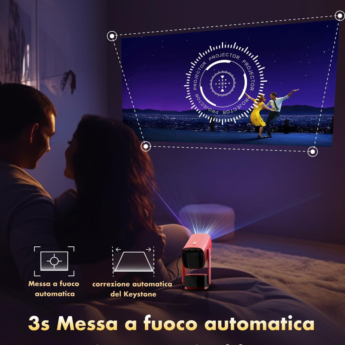 Una pareja mira un proyector que muestra una película de parejas bailando.