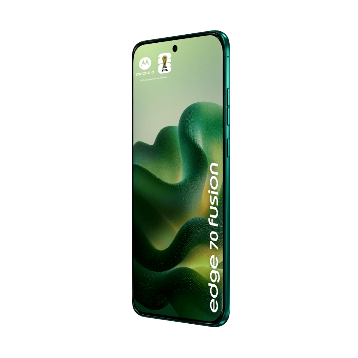 Ein türkisfarbenes Motorola Edge 70 Fusion Smartphone mit FIFA-Logo und grüner Wellen-Tapete.