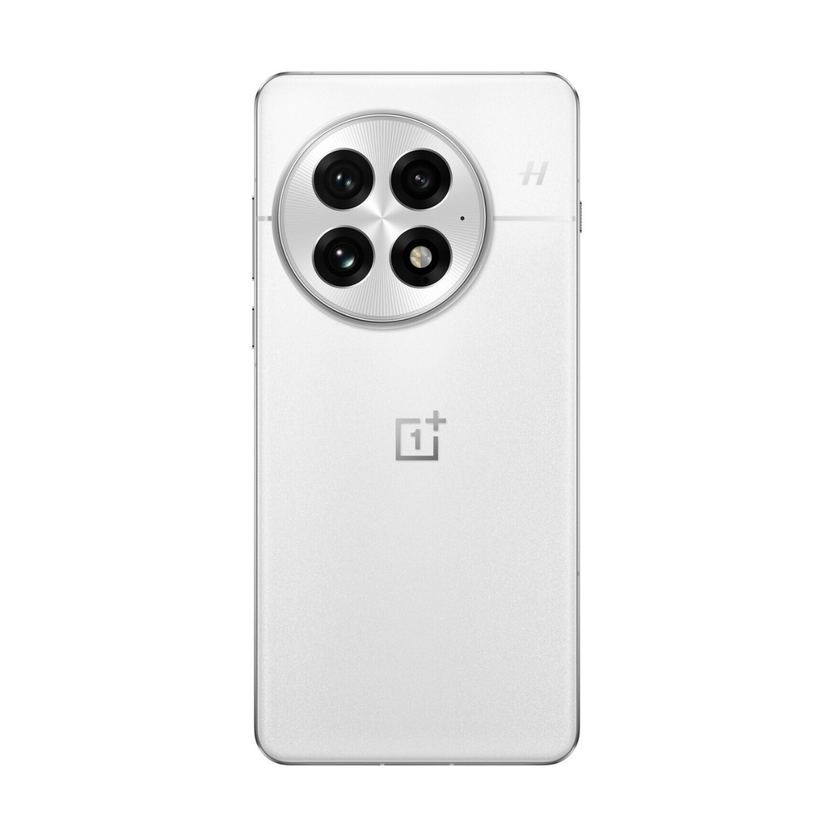 Tył białego smartfona z poczwórnym aparatem i logo OnePlus.