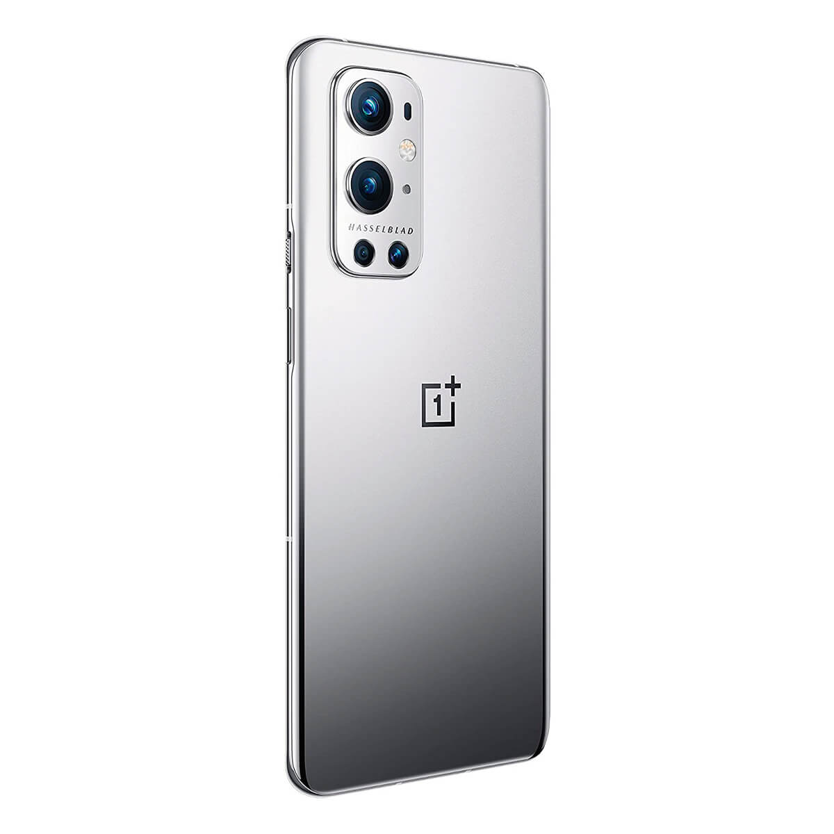Rückseite eines silbernen Smartphones mit Hasselblad-Kamera und OnePlus-Logo.