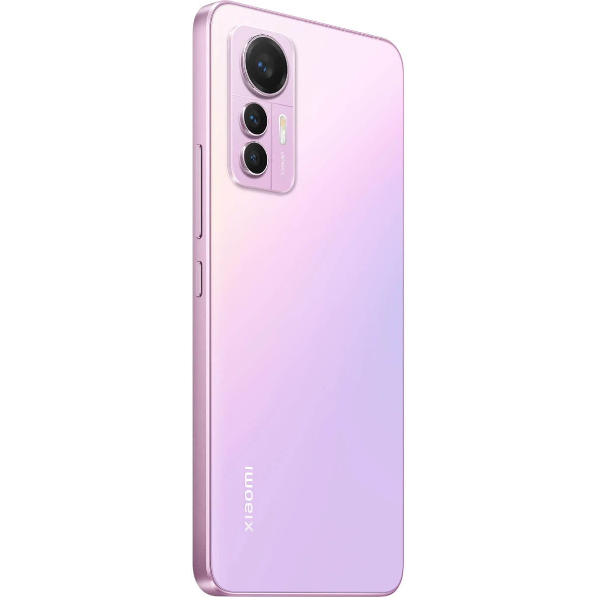 Un smartphone lila claro con un módulo de triple cámara y el logo de Xiaomi.
