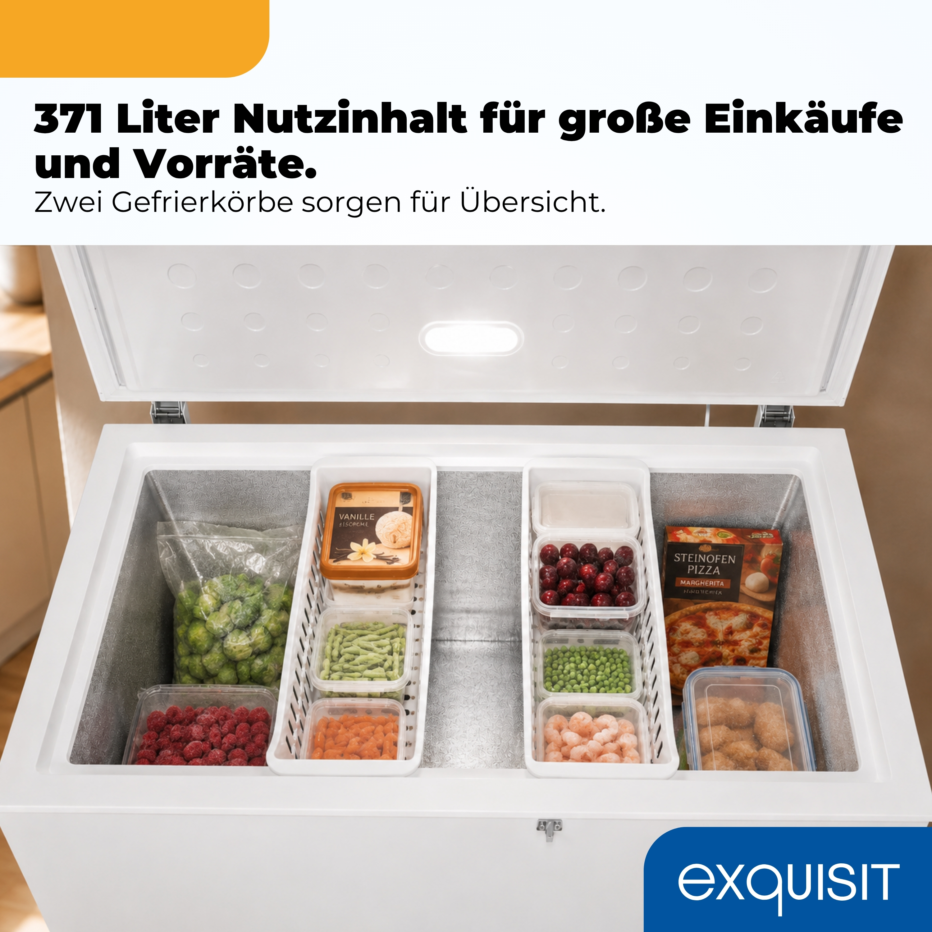 Gefrierschrank mit Lebensmitteln: Beeren, Gemüse, Pizza, Eis und Garnelen.
