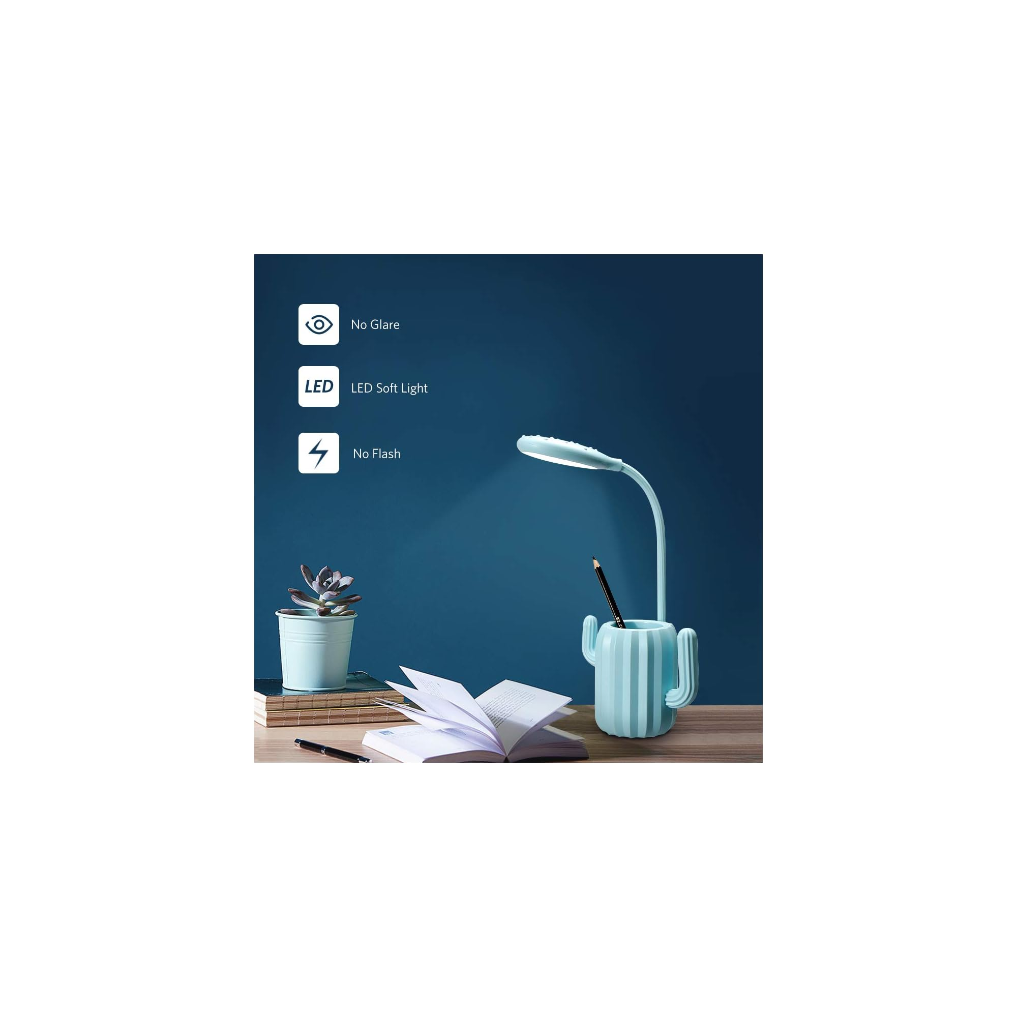 Ein hellblaues LED-Lampen-Set mit Kaktus-Stifthalter auf einem Schreibtisch.