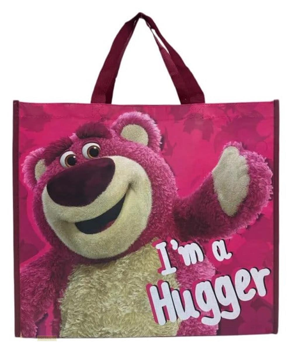 Eine pinke Stofftasche mit Lotso, dem Teddybär aus Toy Story, der "I'm a Hugger" sagt.