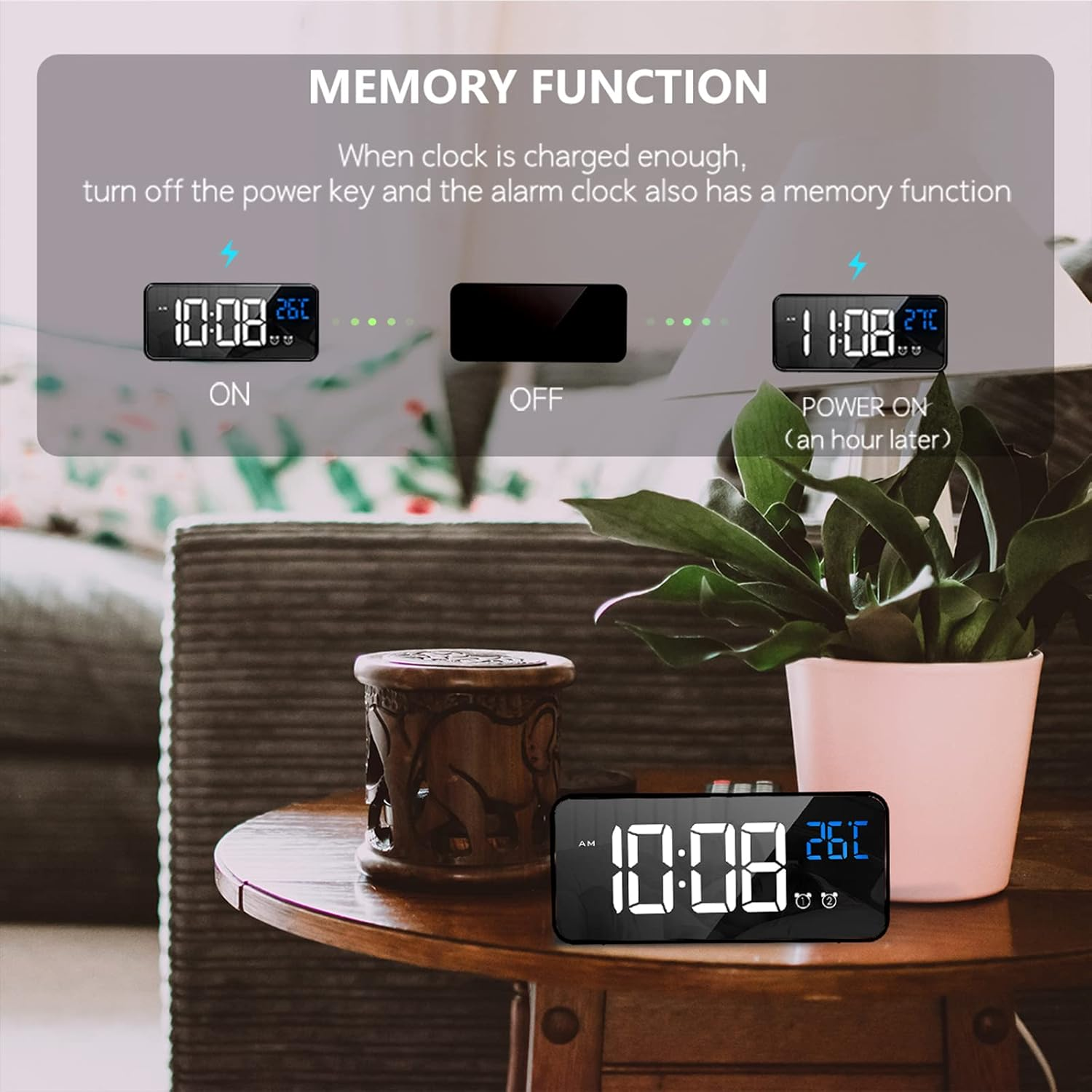 Digitaluhr zeigt 10:08 mit Temperatur 26 Grad an, auf einem Tisch.