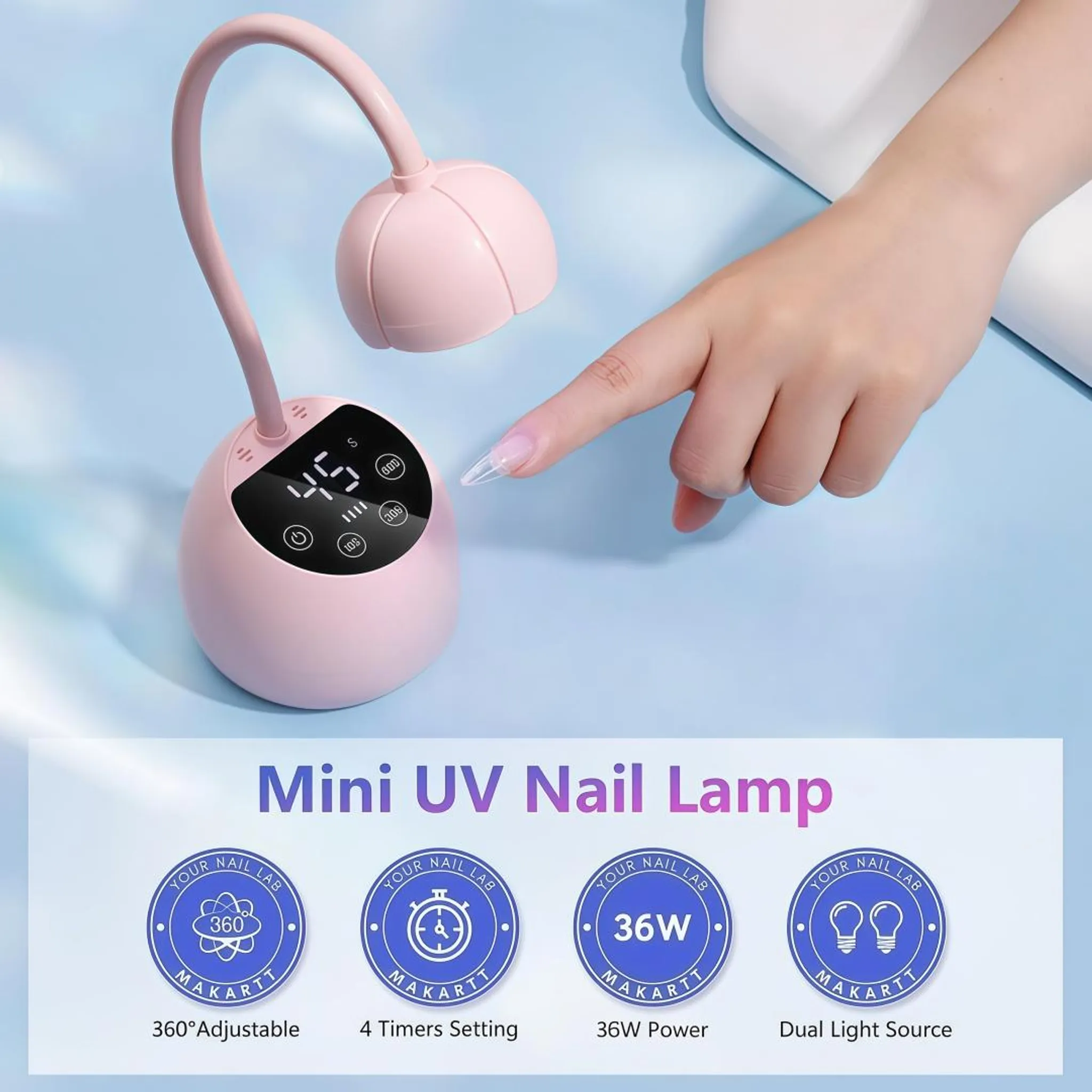 Eine Person benutzt eine rosafarbene Mini-UV-Nagellampe mit digitaler Anzeige.