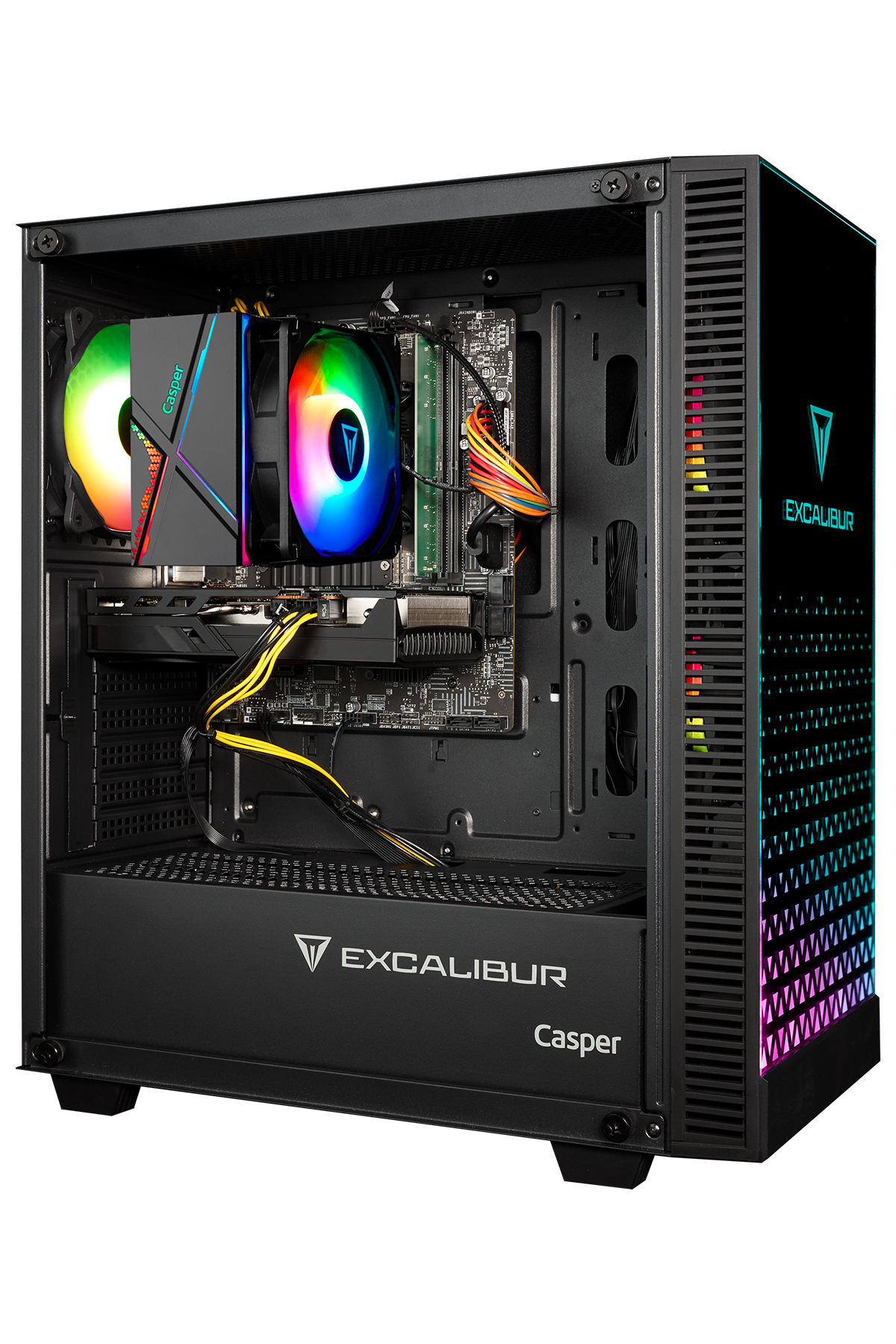 RGB fanlar, grafik kartı ve kabloları görünen siyah bir oyuncu bilgisayarı.