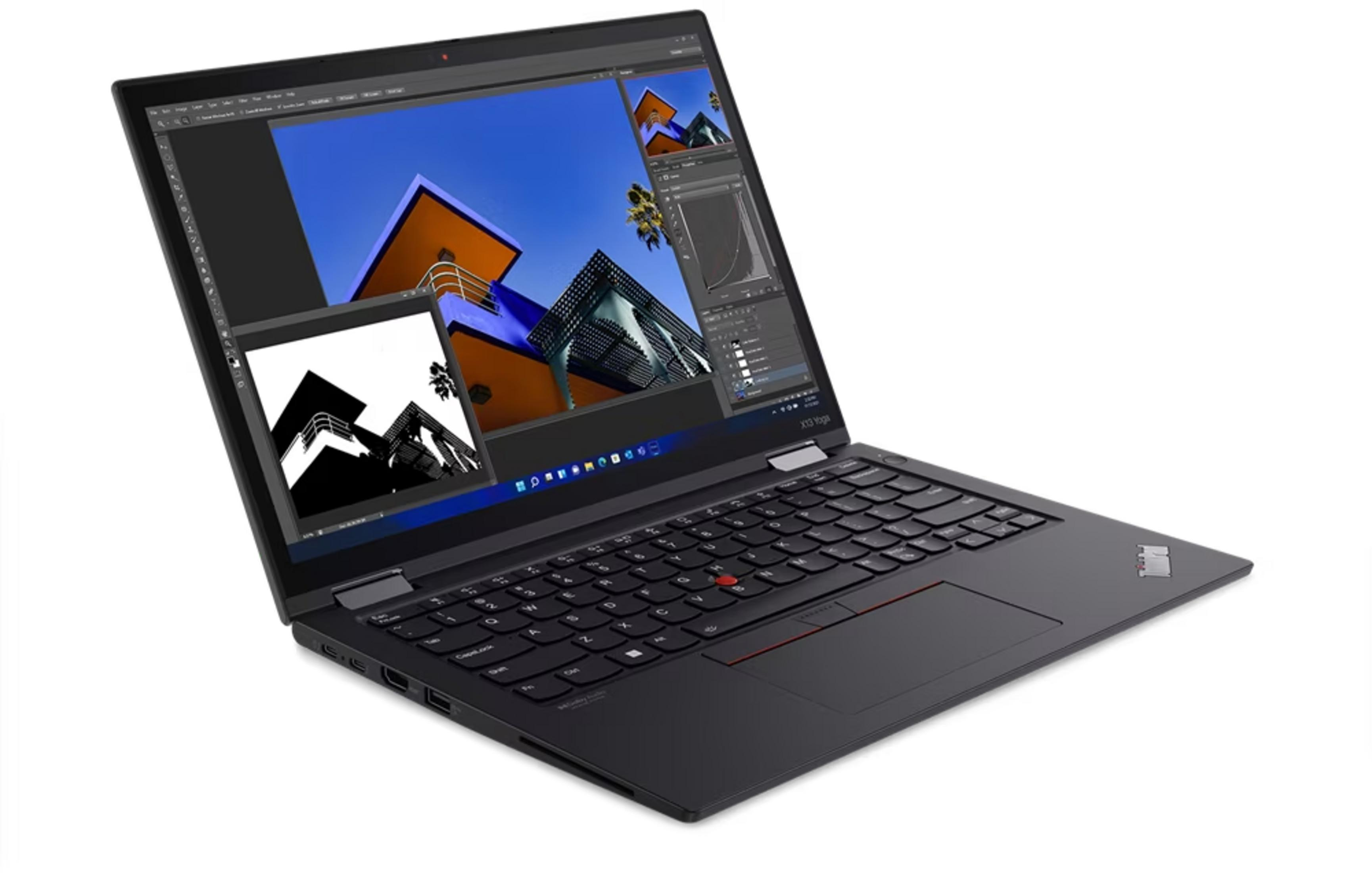 Schwarzer Laptop mit geöffnetem Bildschirm, der ein Bildbearbeitungsprogramm zeigt.