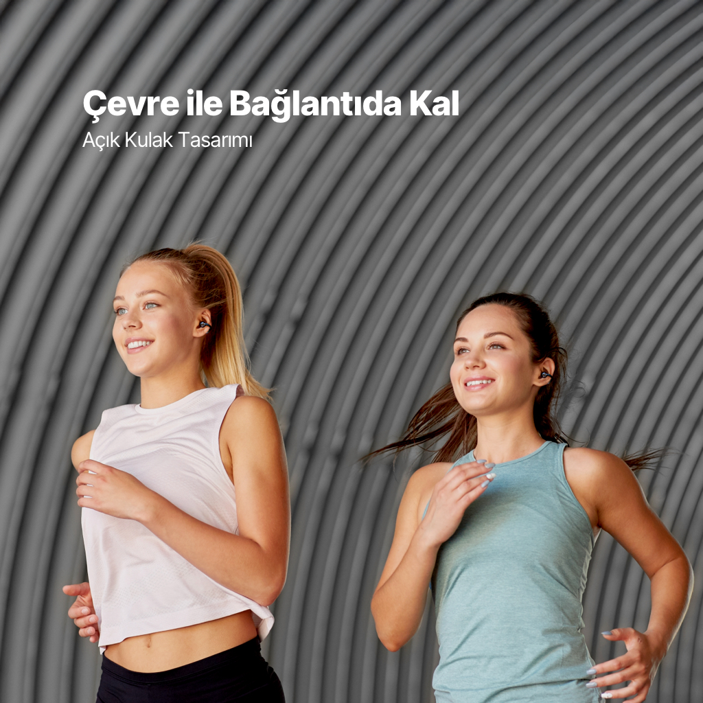 Kulaklıklı iki kadın, oluklu duvarlı bir tünelde koşuyor.