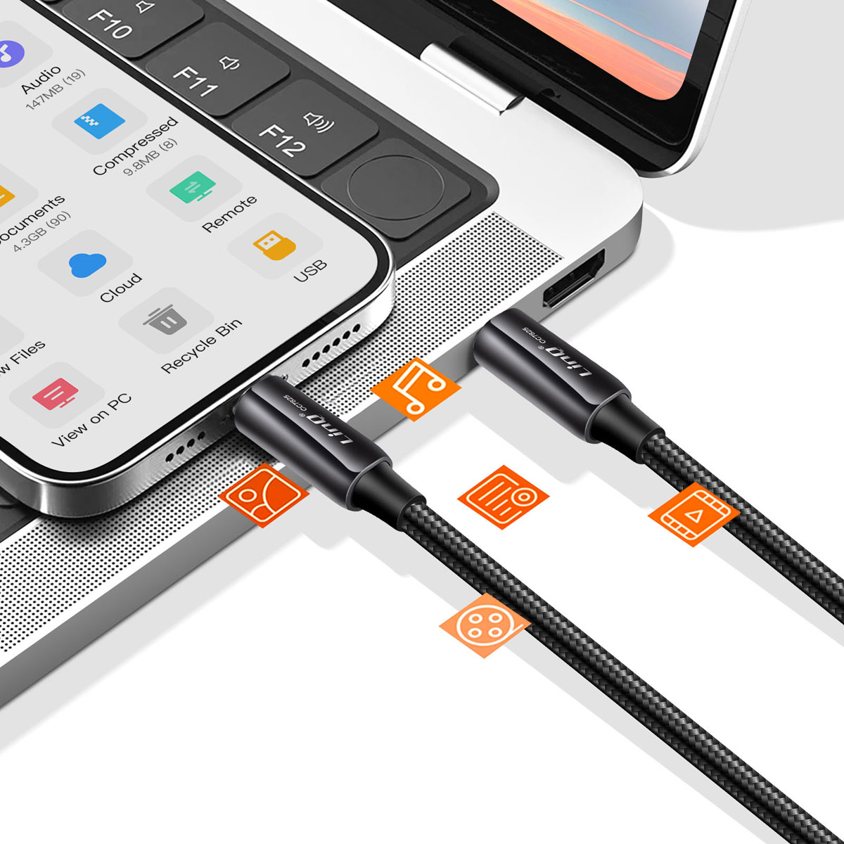 Uno smartphone è collegato a un laptop tramite un cavo intrecciato nero. Icone sovrappongono la scena.