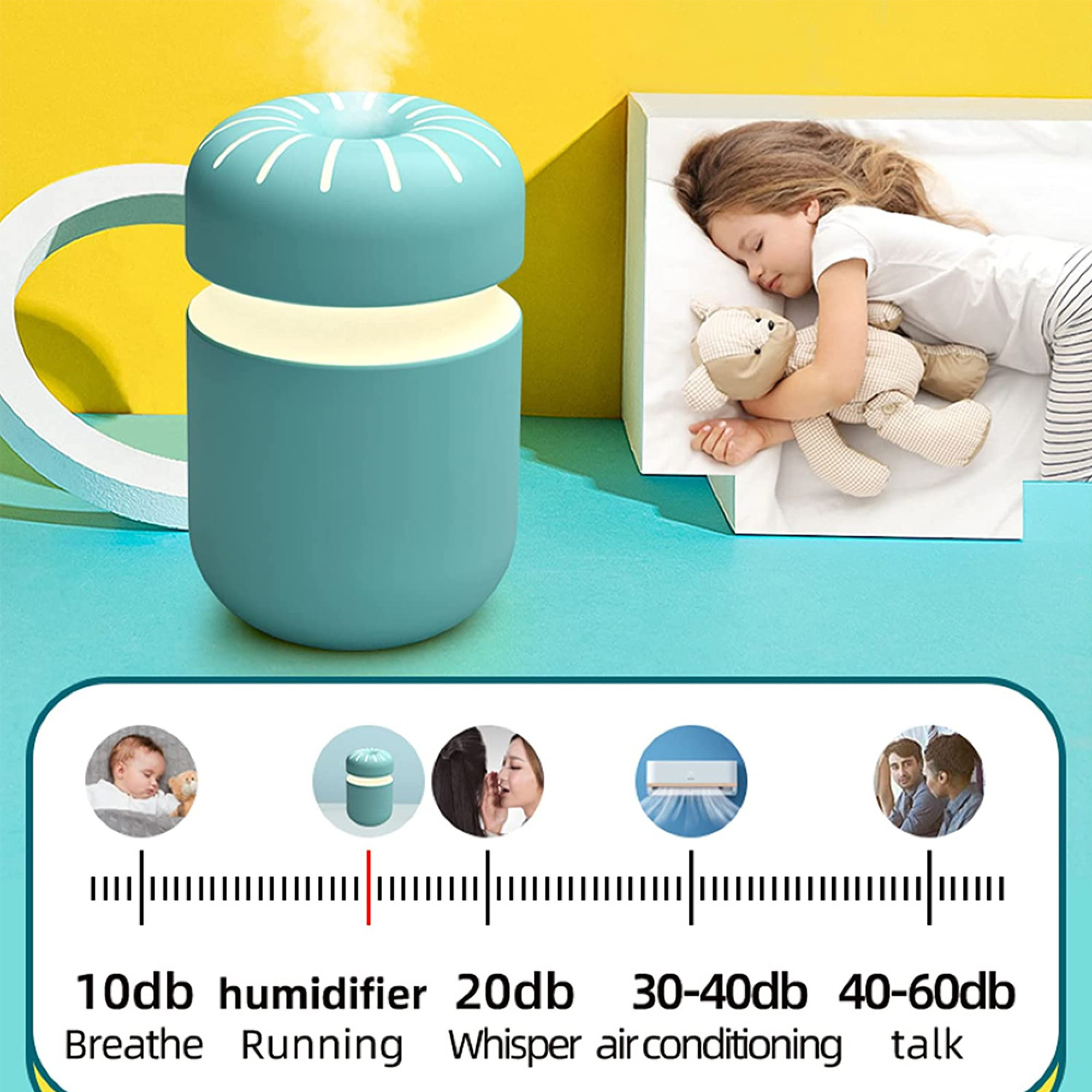 Ein blauer Luftbefeuchter mit Nebel und ein schlafendes Mädchen mit Teddybär.