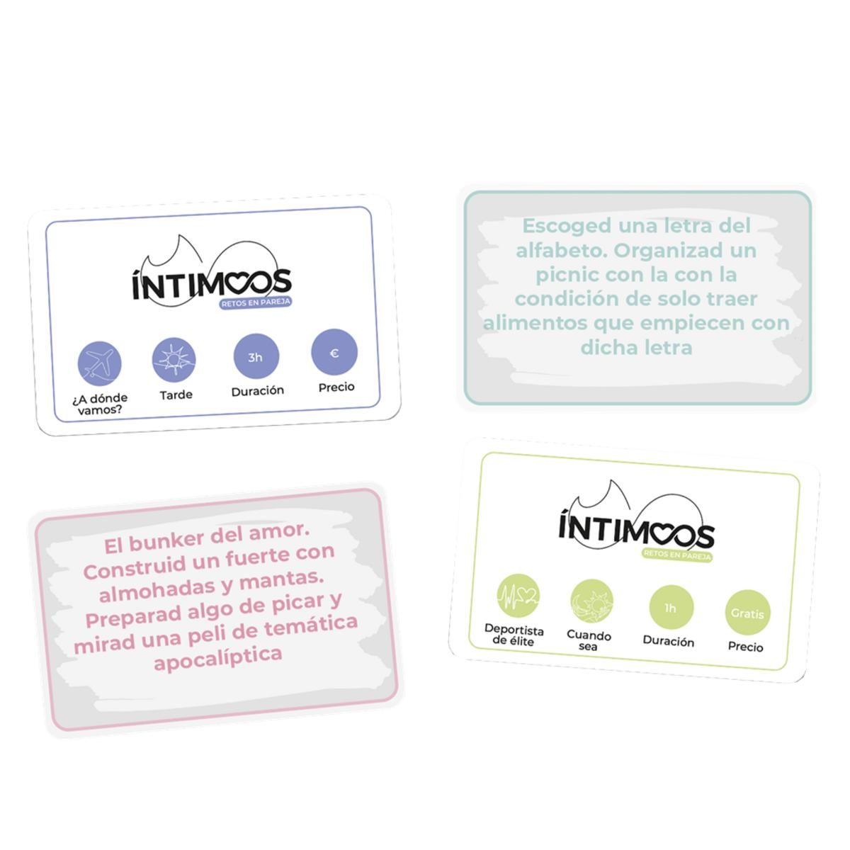 Cuatro cartas con desafíos para parejas. Una carta tiene iconos de viaje, tarde, duración y precio.