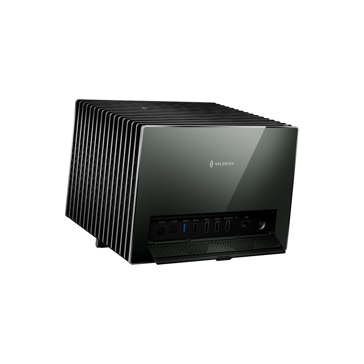 Mini PC Valerion scuro con prese d'aria e porte come USB e HDMI.
