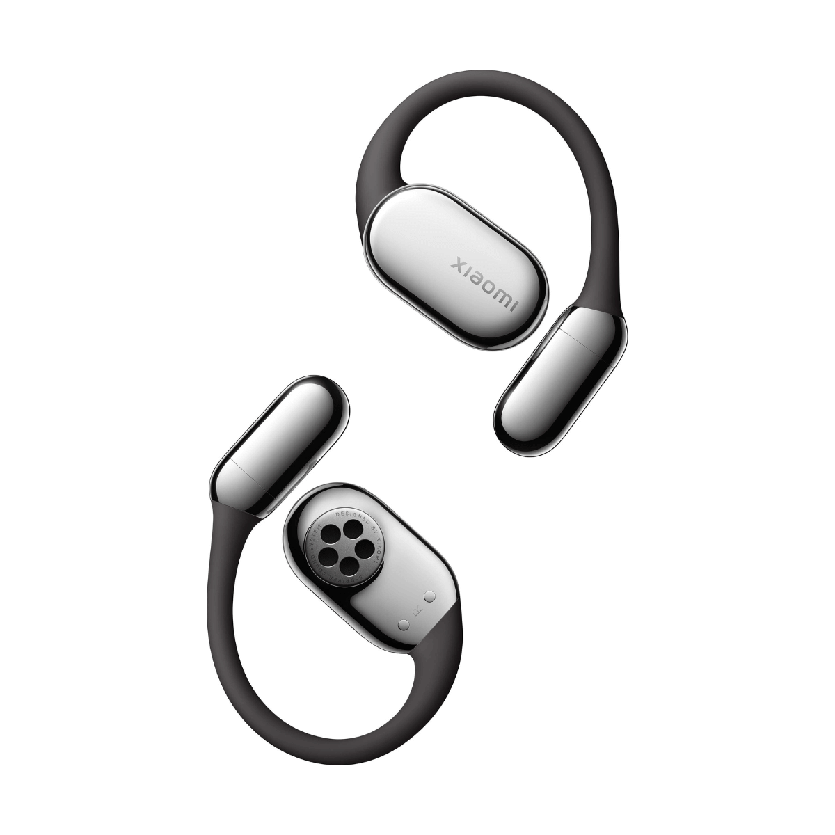 Deux écouteurs blancs Xiaomi avec crochets d'oreille noirs sur fond blanc.