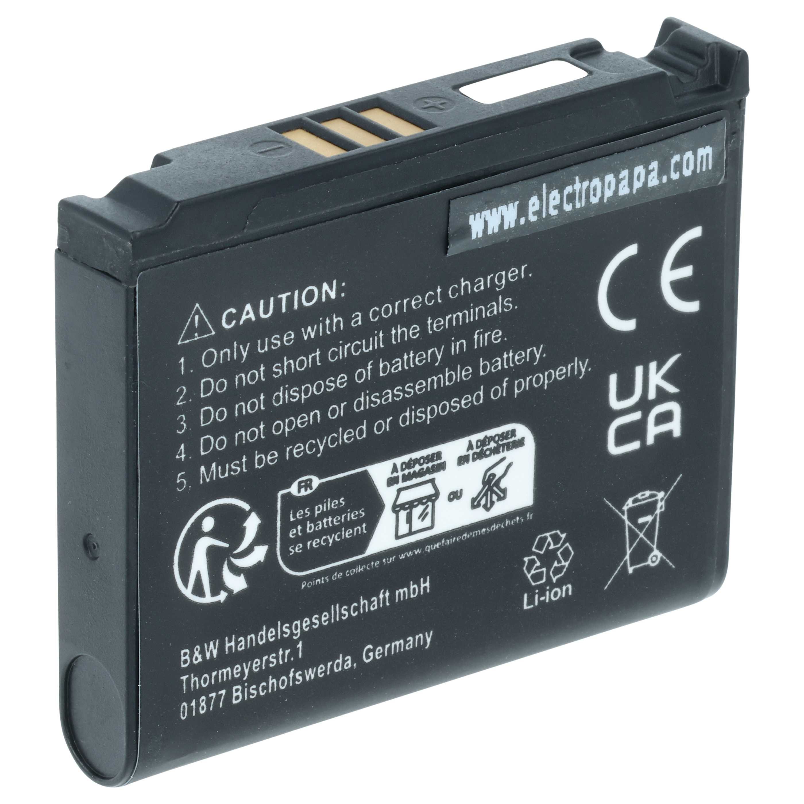 Schwarzer Lithium-Ionen-Akku mit Warnhinweisen und Recycling-Symbolen.