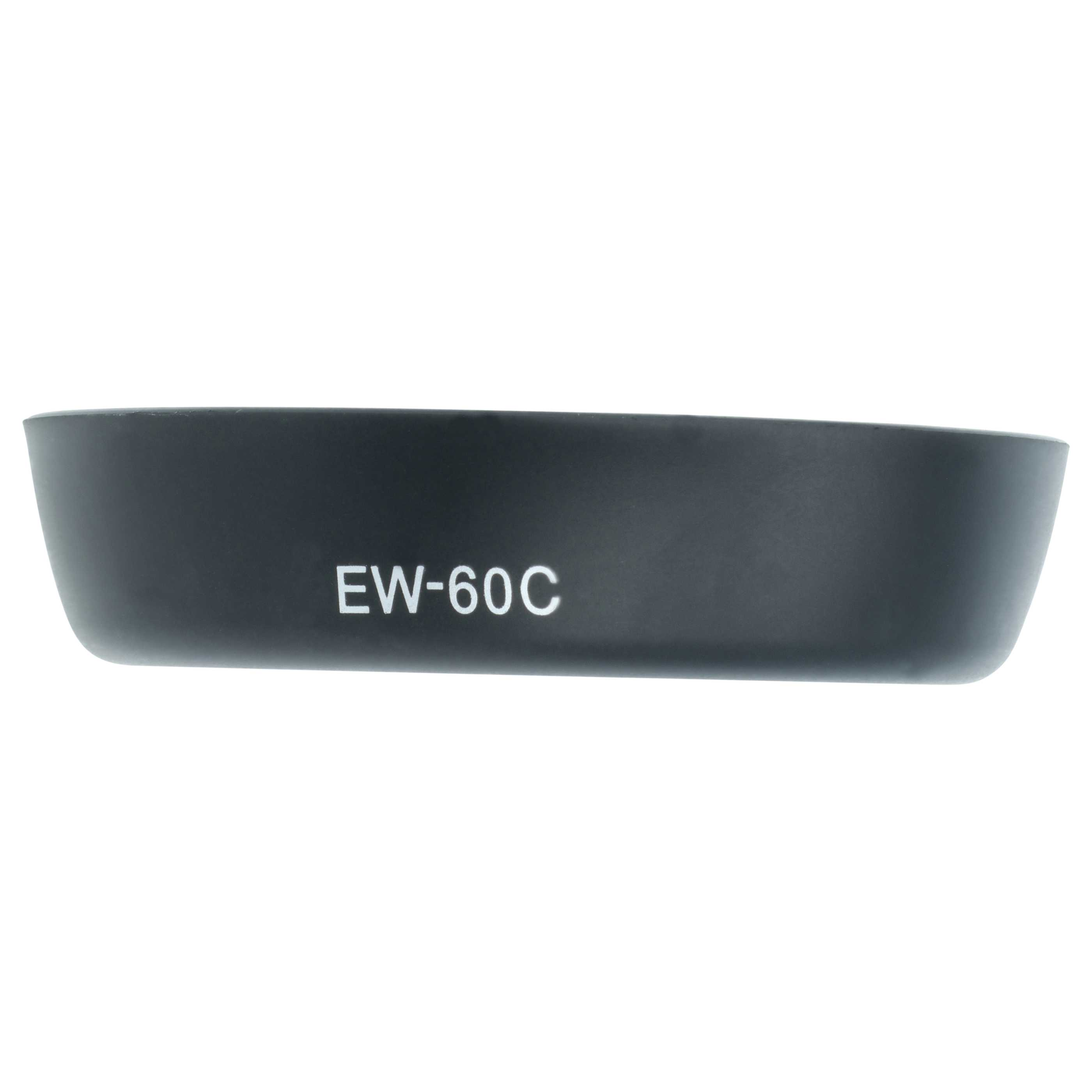 Ein schwarzer Objektivdeckel mit der Aufschrift "EW-60C" auf weißem Hintergrund.