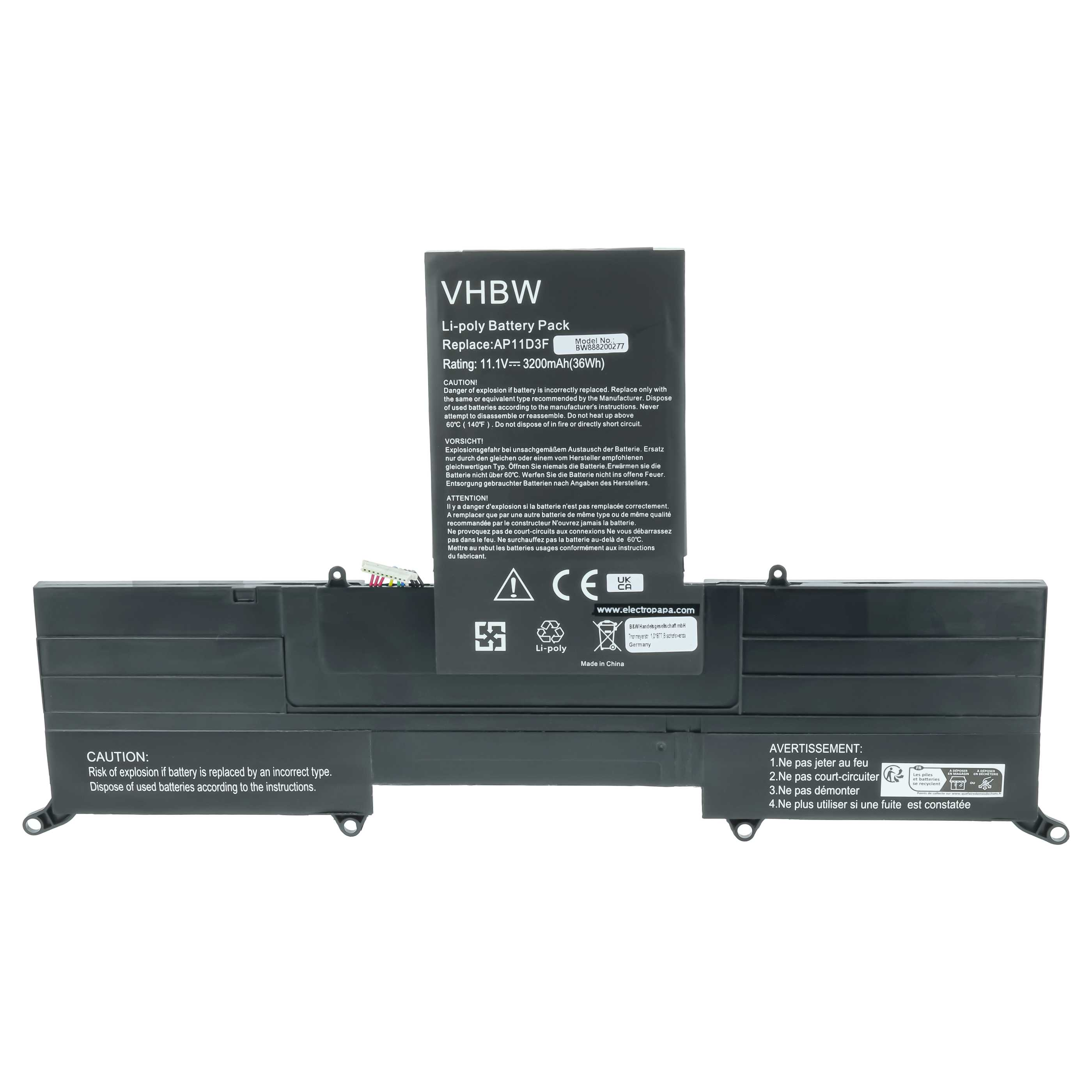 Ein VHBW Li-Poly Akku, 11.1V 3200mAh, Modell BW888200277, mit Warnhinweisen.
