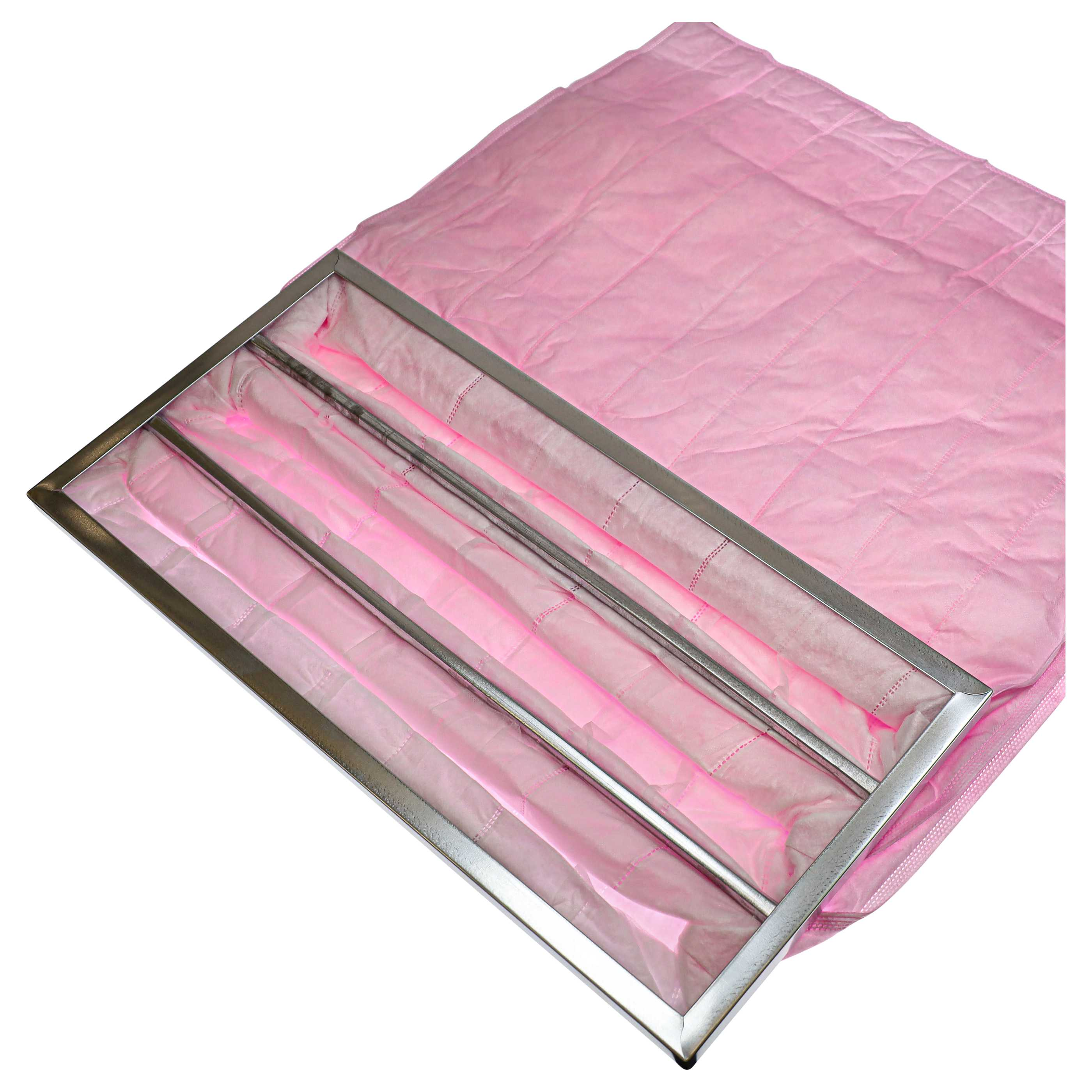 Ein rosa Filter mit Metallrahmen auf weißem Hintergrund.
