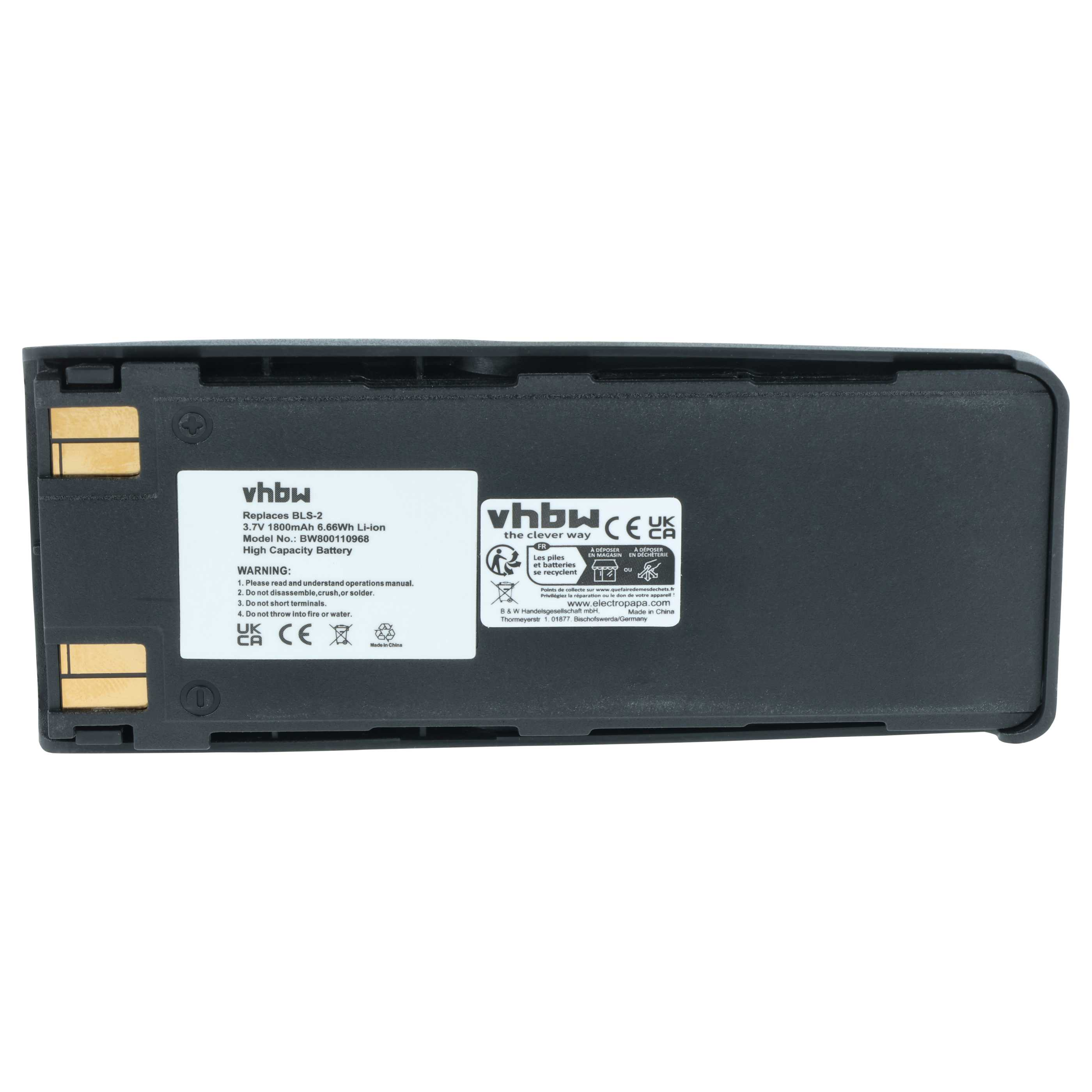 Batteria nera con testo bianco e contatti dorati.