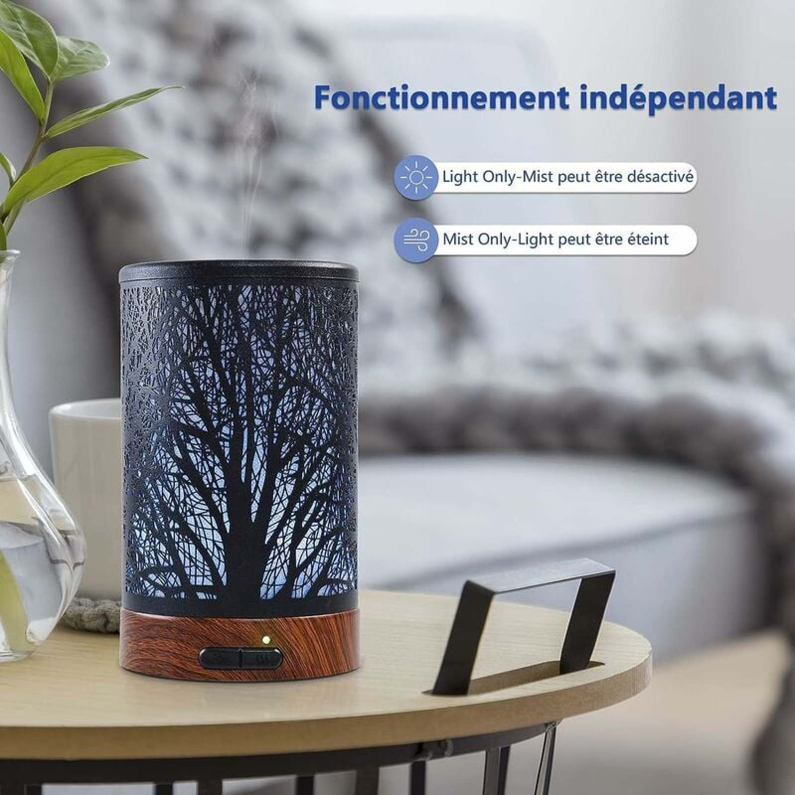 Ein Diffusor mit Baumdesign gibt Nebel ab. Beleuchtung kann unabhängig gesteuert werden.