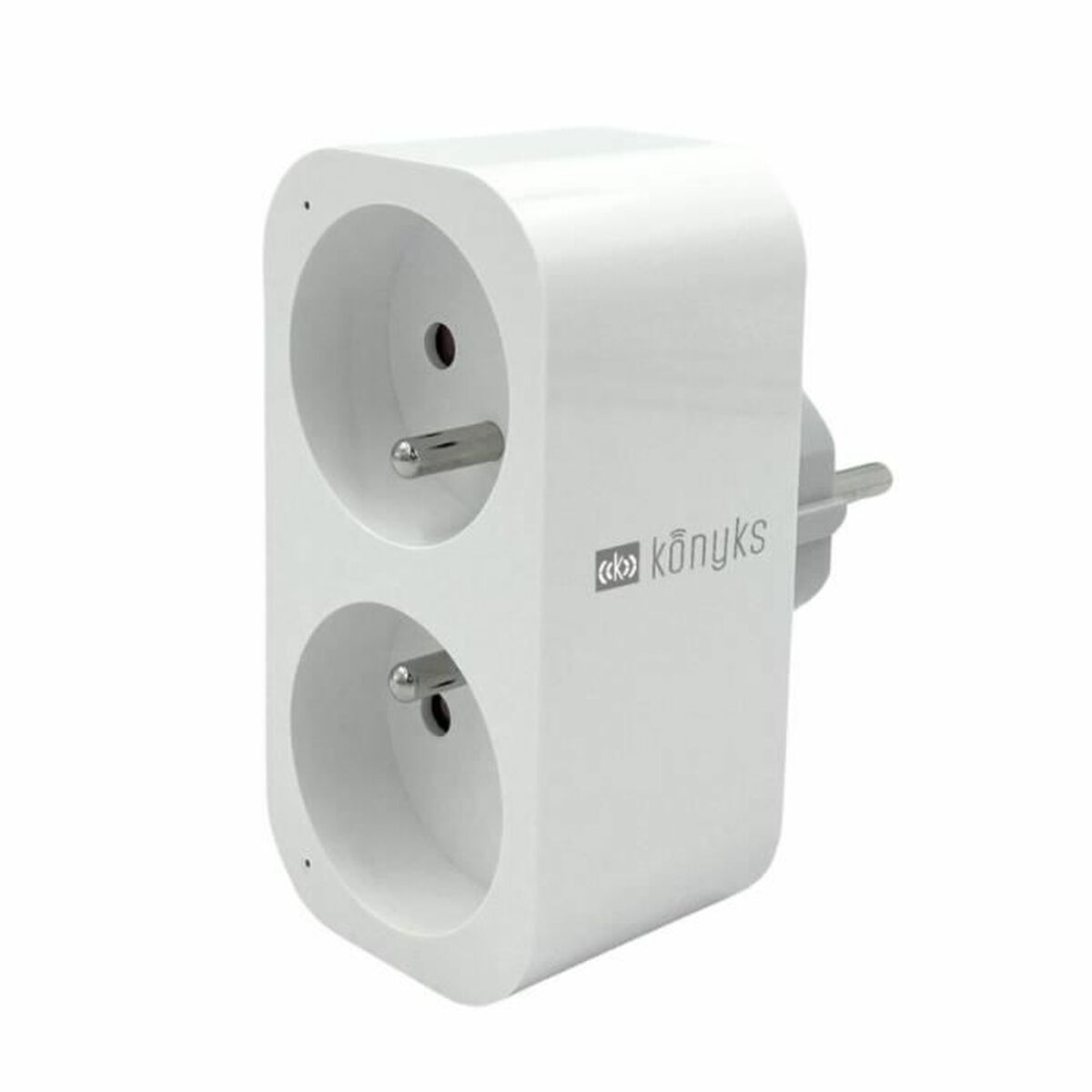 Ein weißer Doppelsteckdosenadapter mit zwei Steckplätzen und einem Stecker.