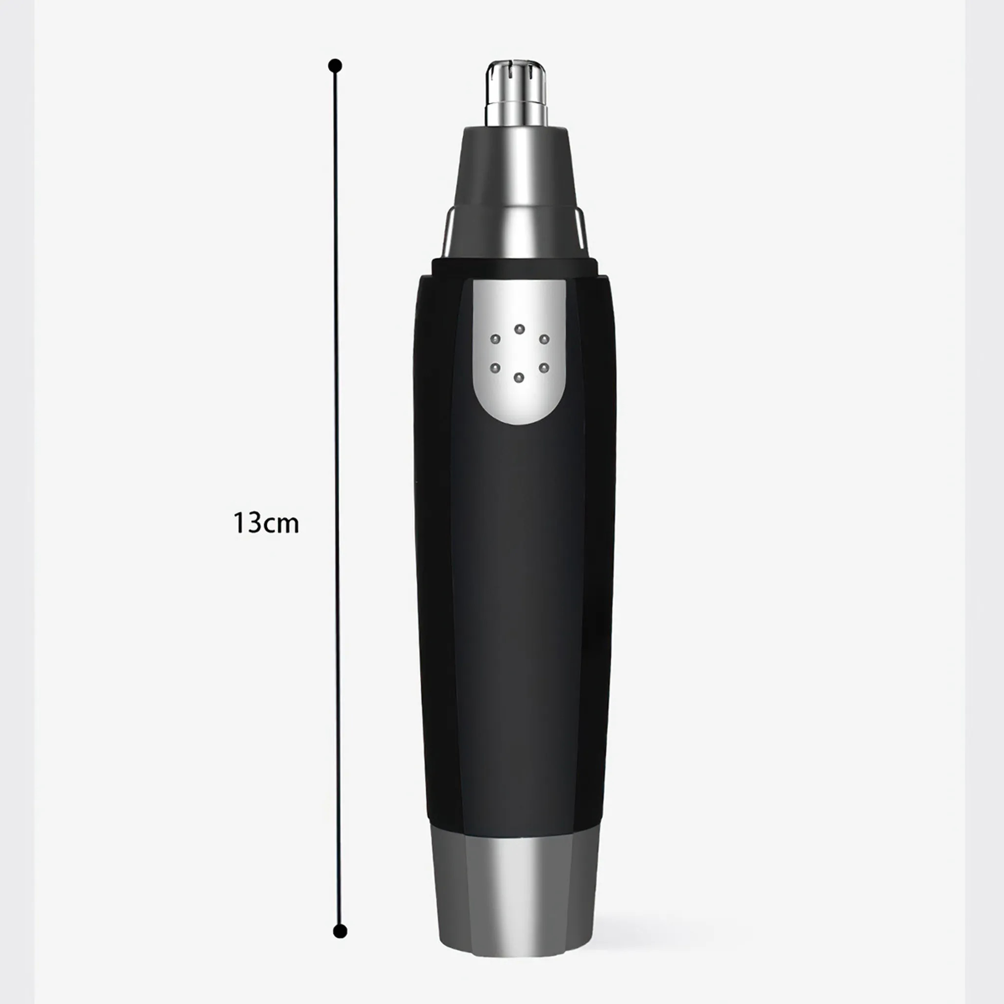 Ein 13 cm langer schwarz-silberner elektrischer Nasenhaartrimmer, vertikal auf weißem Hintergrund dargestellt.