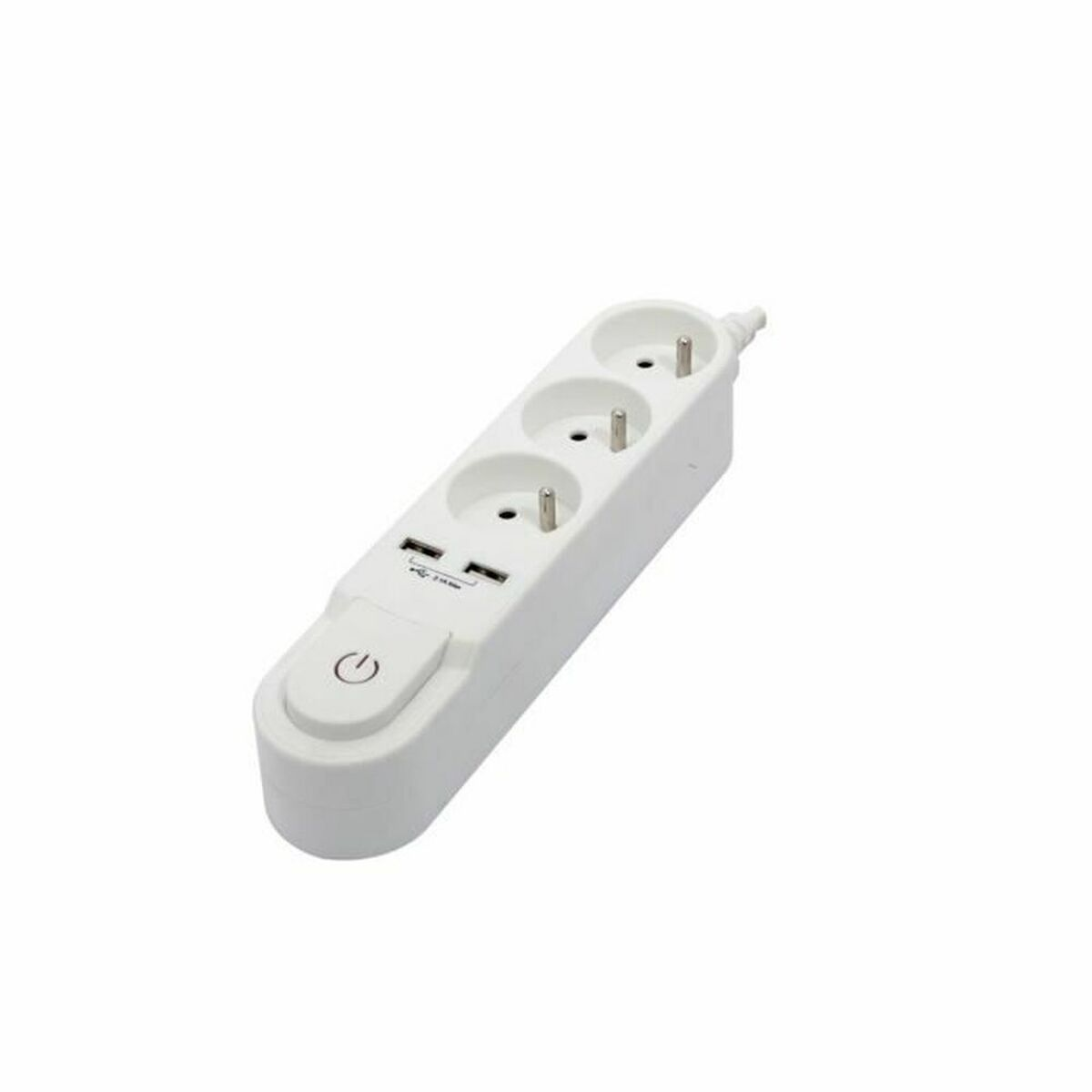 Ein weißer Mehrfachsteckdosenadapter mit drei Steckdosen und zwei USB-Anschlüssen.