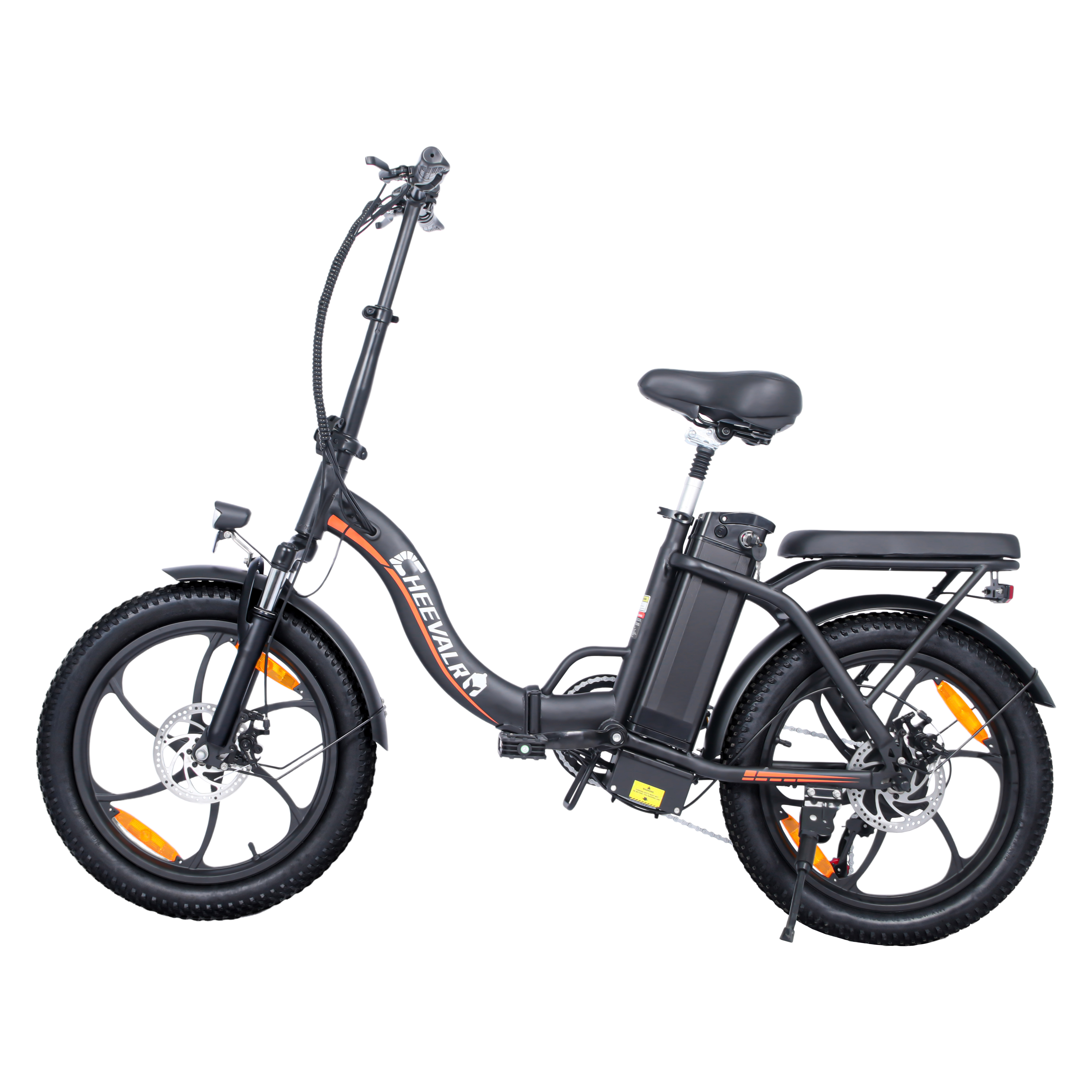 Ein schwarzes faltbares E-Bike mit breiten Reifen und orangefarbenen Akzenten.