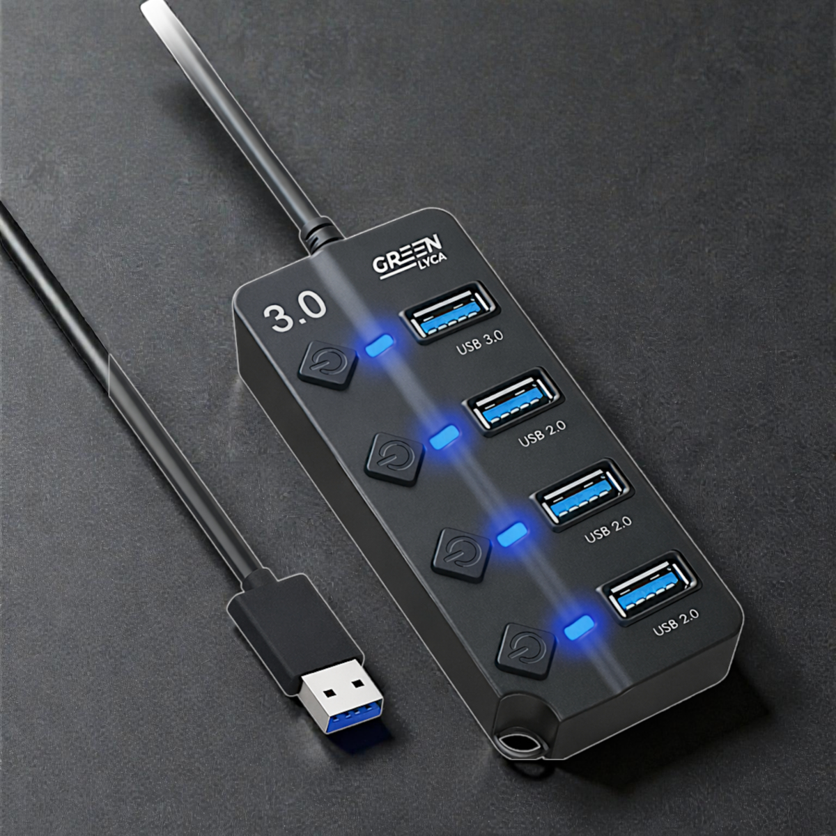 Hub USB 3.0 negro con cuatro puertos y LEDs azules sobre fondo oscuro.