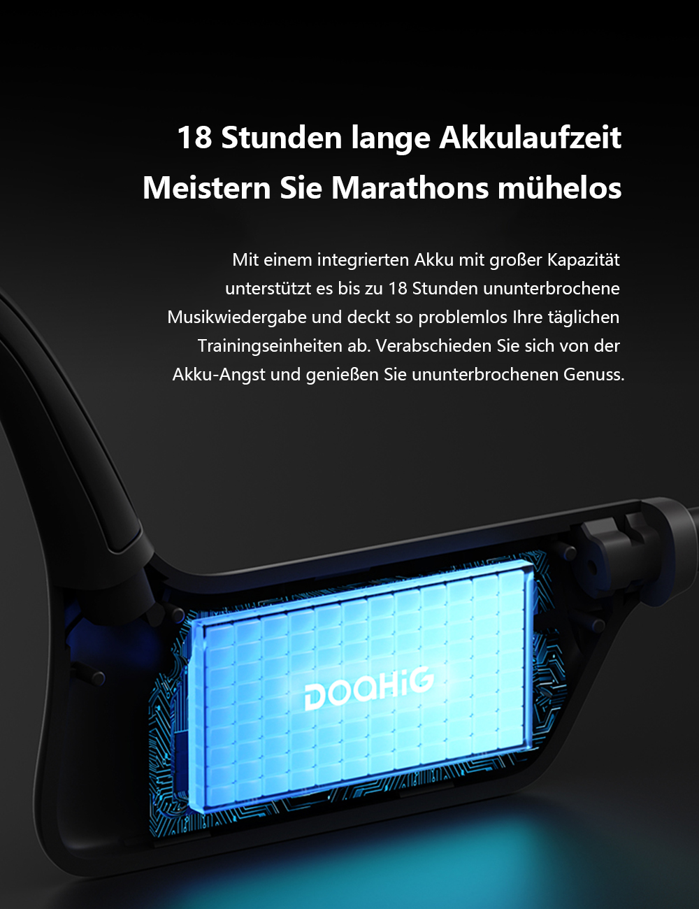 Nahaufnahme eines leuchtend blauen Akkus mit dem Logo DOQHIG.