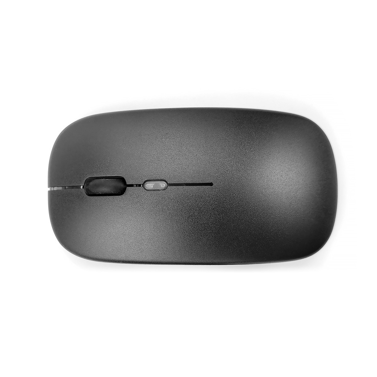 Un mouse per computer nero con due pulsanti e una rotellina di scorrimento su sfondo bianco.