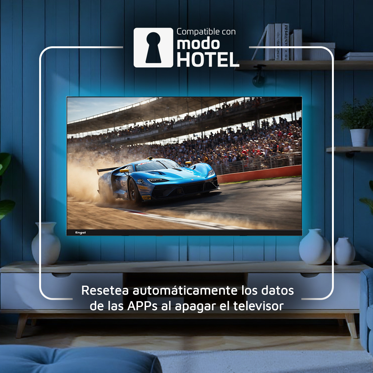 Un coche de carreras azul levanta polvo en una pista. Texto: "Modo Hotel".