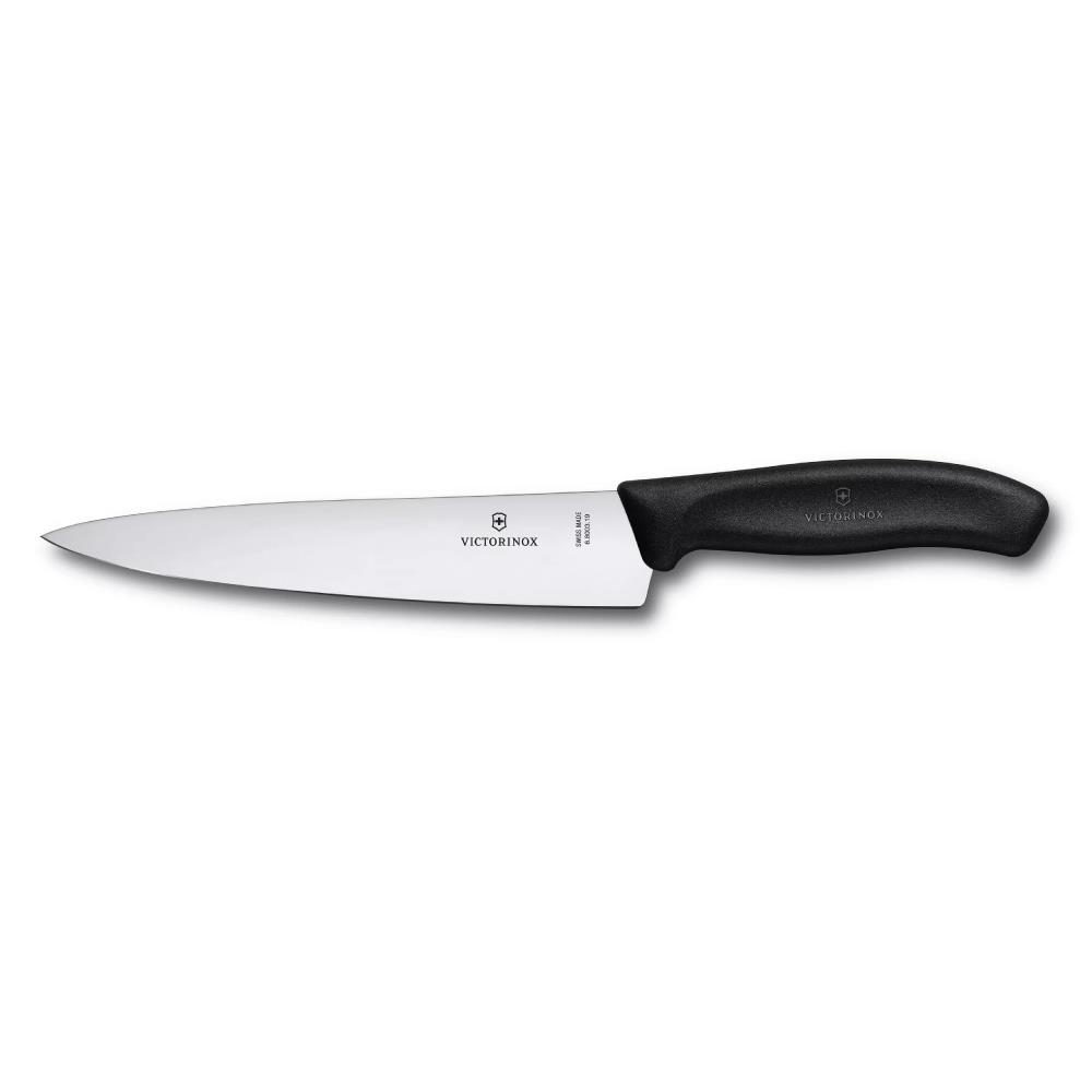 Siyah saplı ve uzun, gümüş renkli bıçaklı bir Victorinox şef bıçağı.