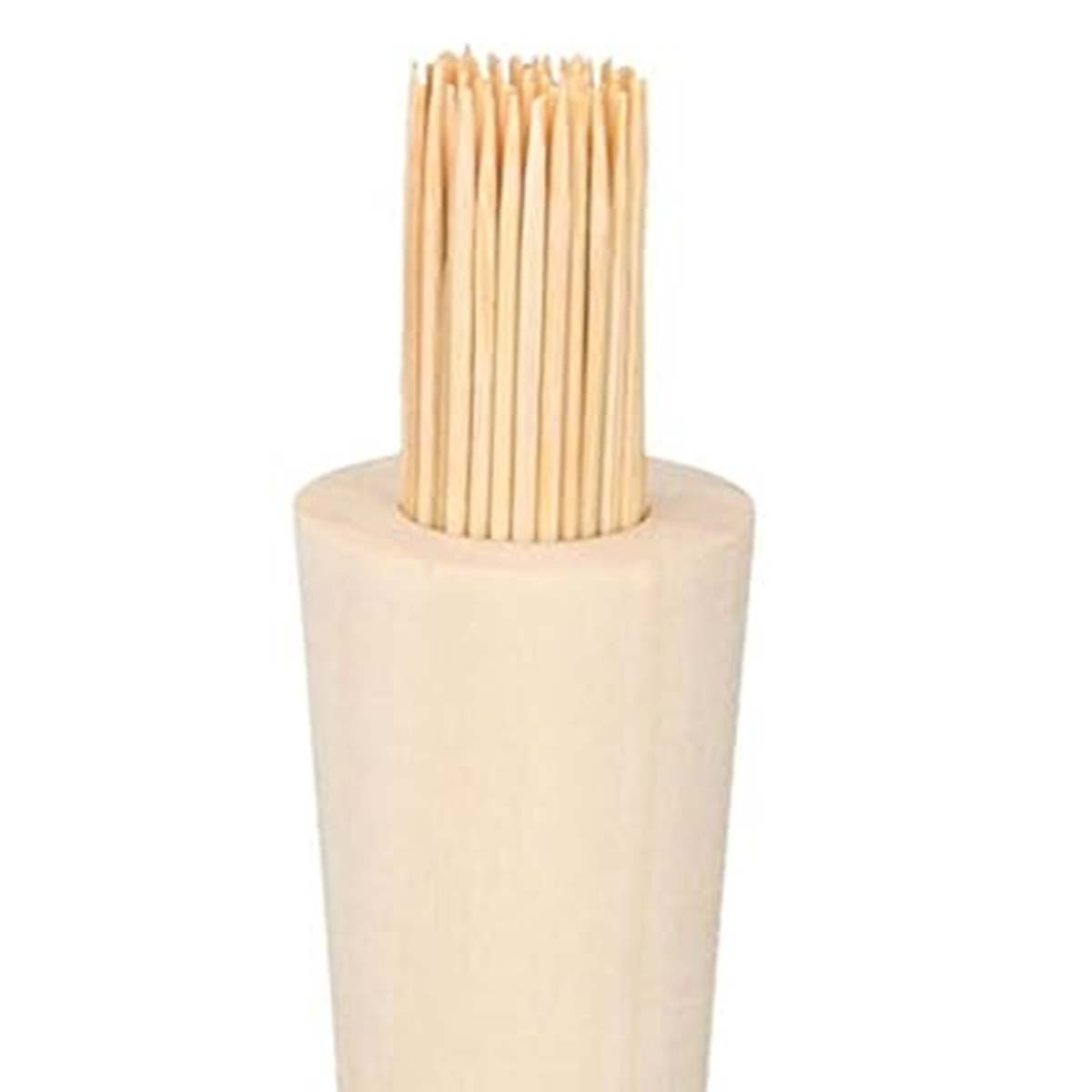 Un fascio di stuzzicadenti di legno in un contenitore beige chiaro.