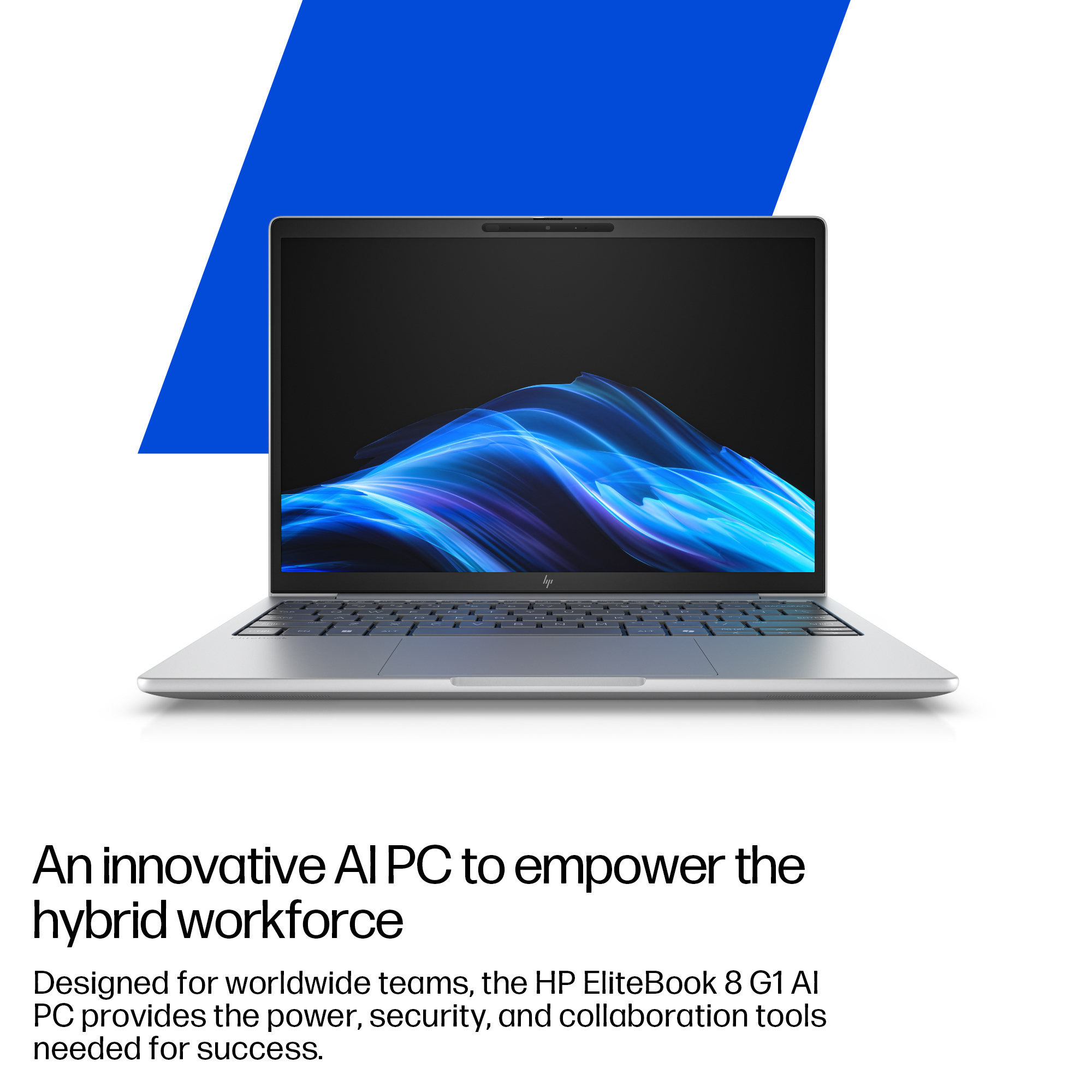 Un laptop argentato con sfondo blu e screensaver astratto.
